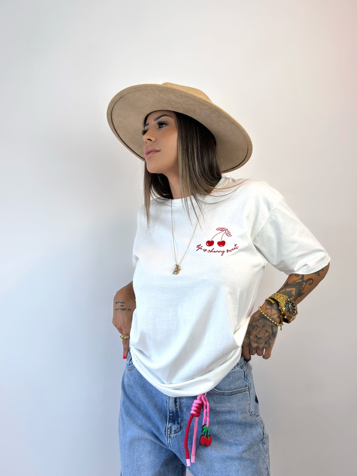CAMISETA OVER CHERRY