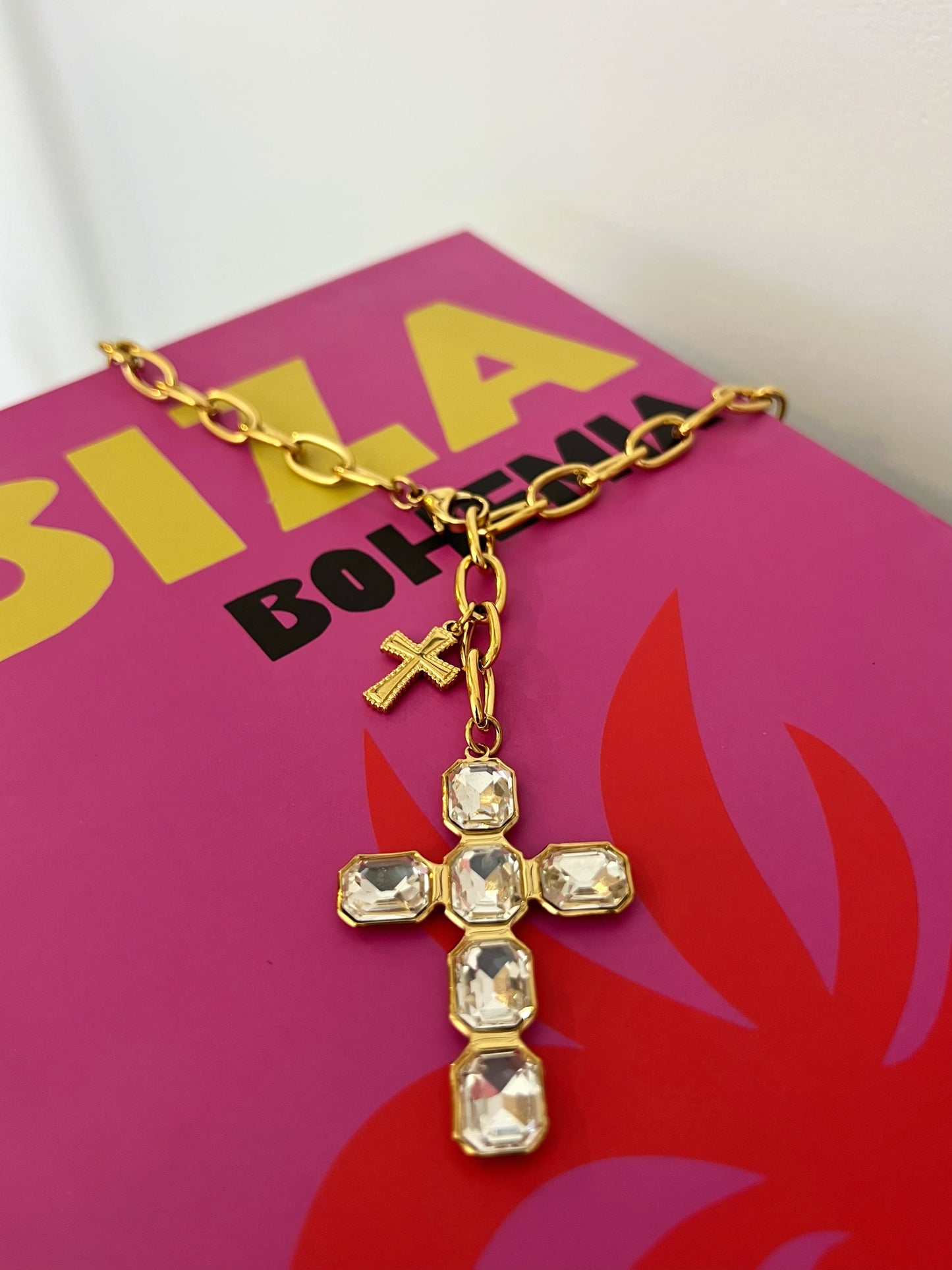 COLLAR DOUBLE CROSS