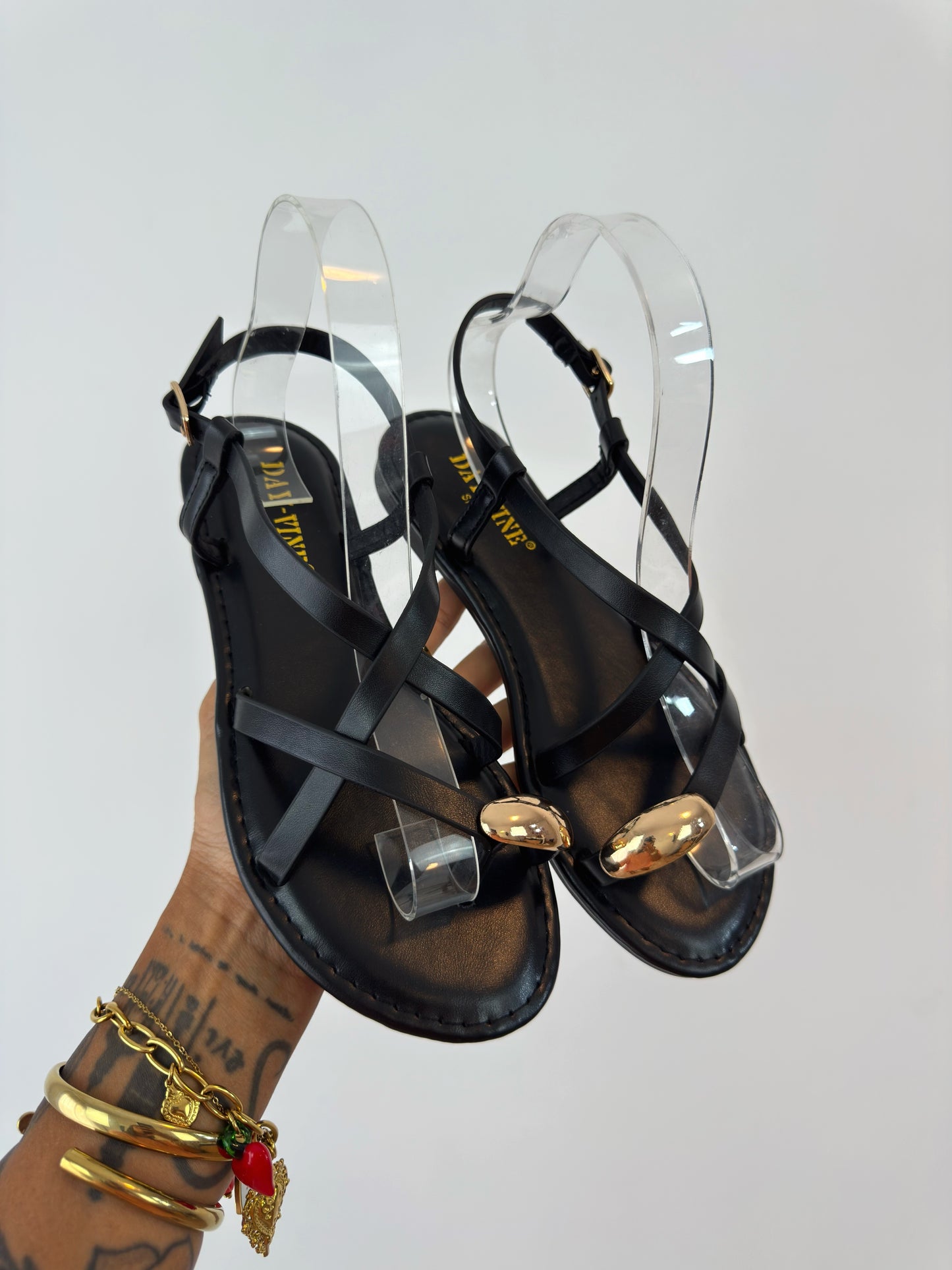 SANDALIAS BLACK GOLD
