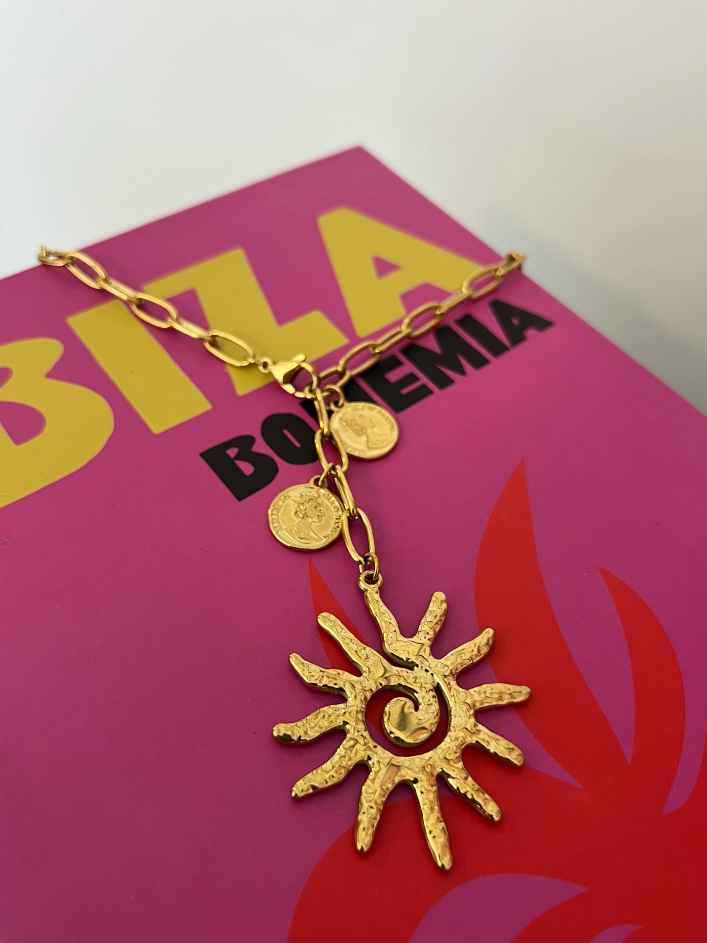 COLLAR COIN SOLEIL