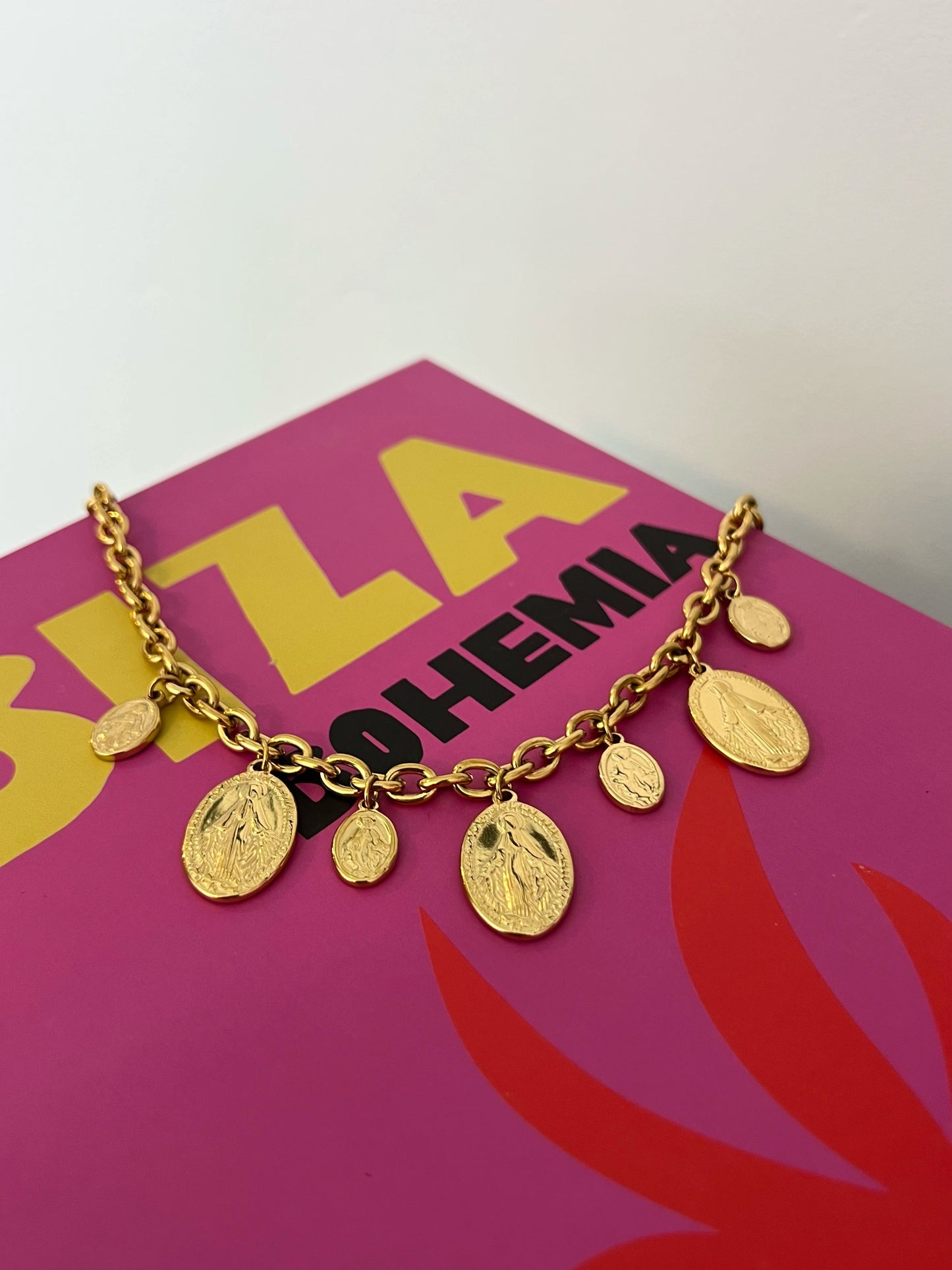 COLLAR MULTI VIRGIN