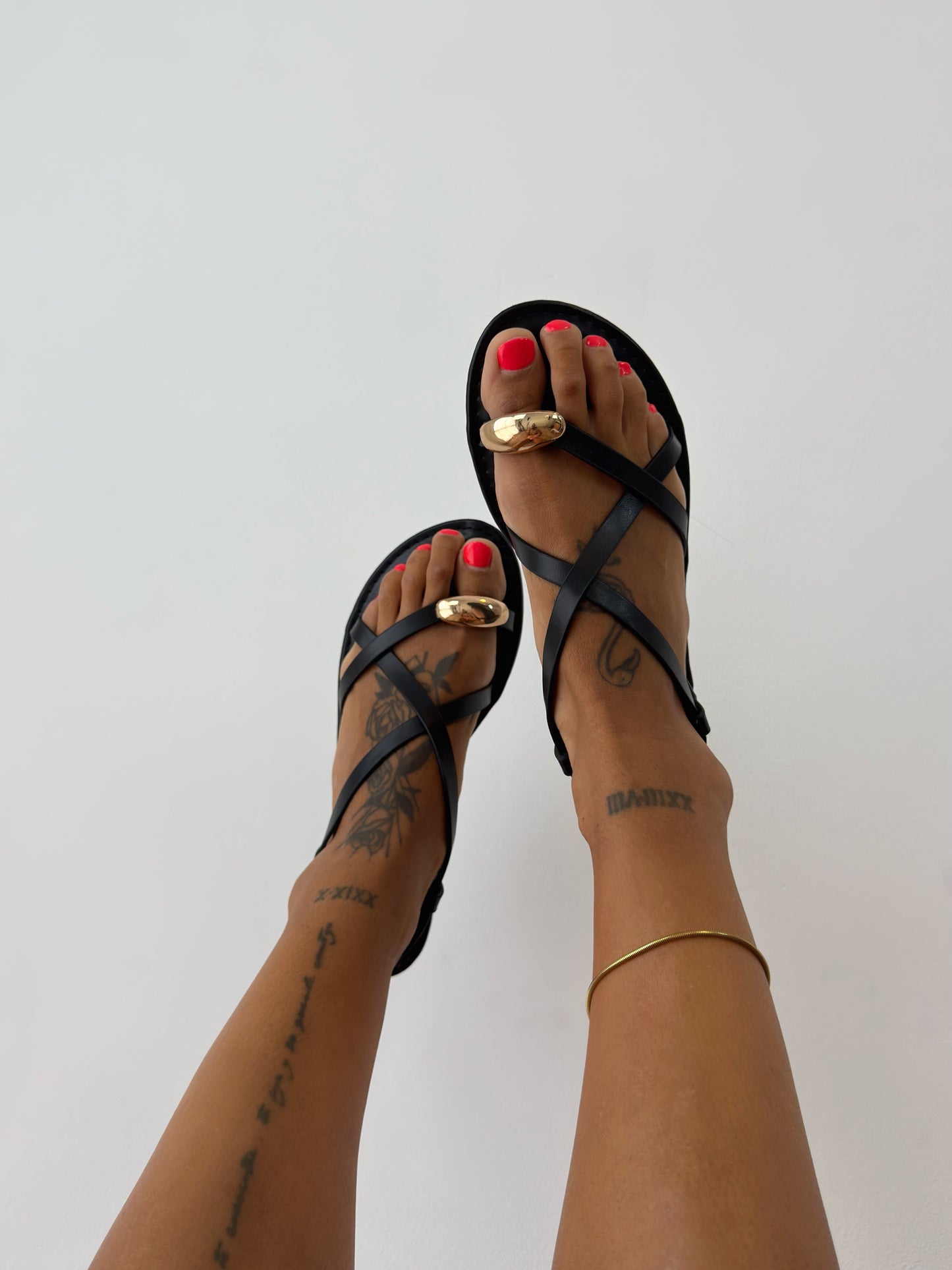 SANDALIAS BLACK GOLD