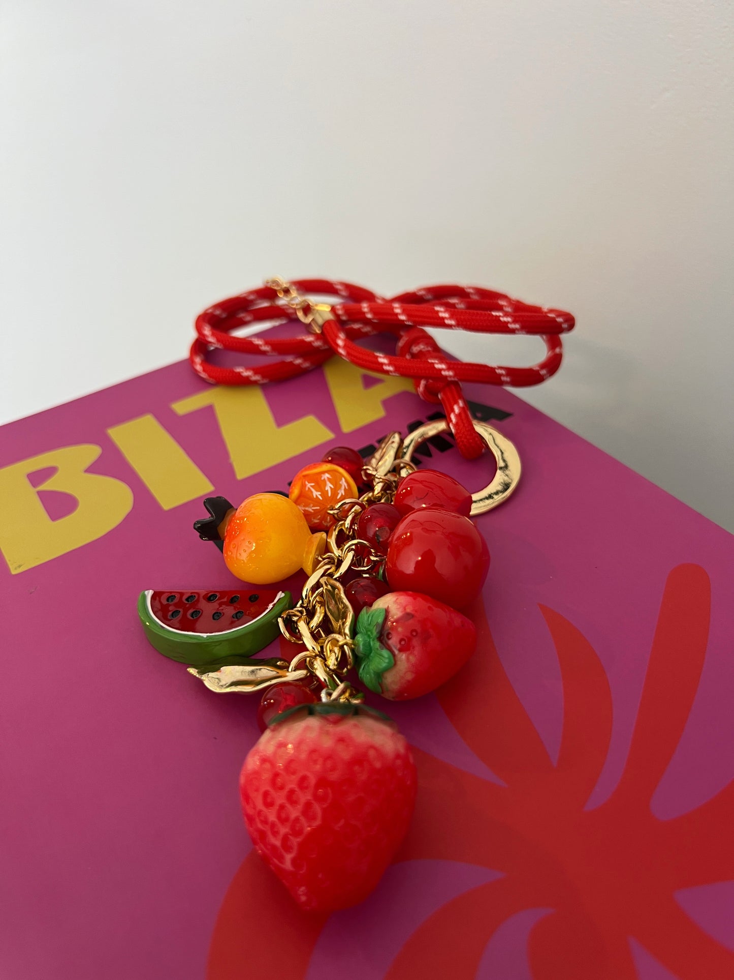 COLLAR LONG FRUITS