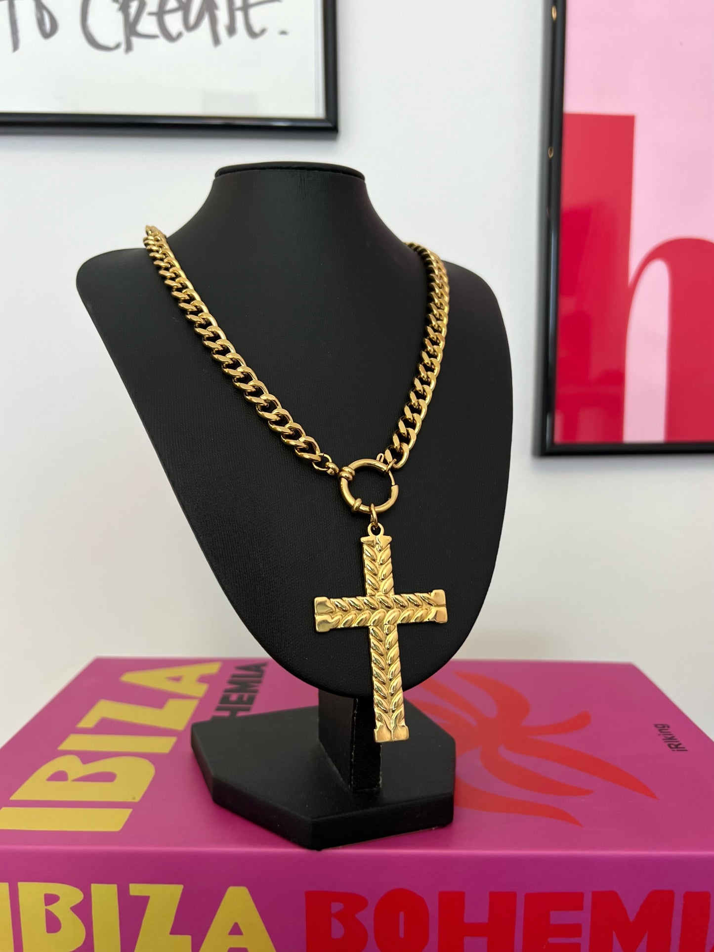 COLLAR BIG CROSS