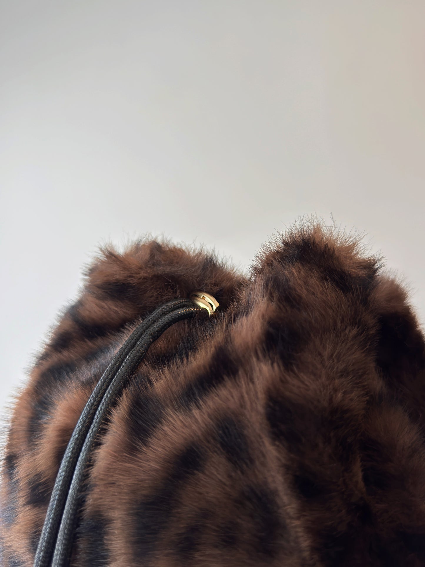 BOMBONERA FAUX FUR LEOPARD