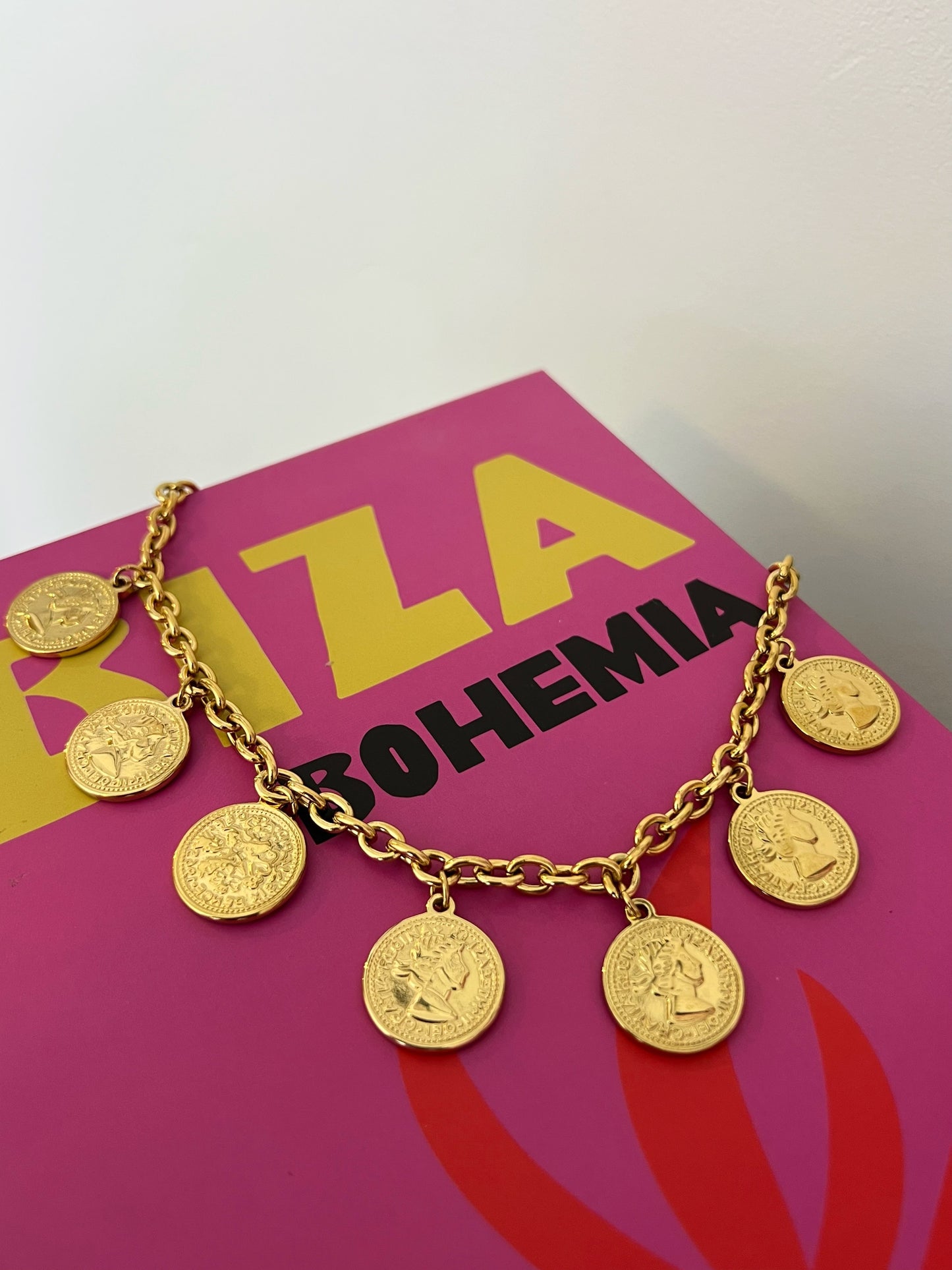 COLLAR COINS