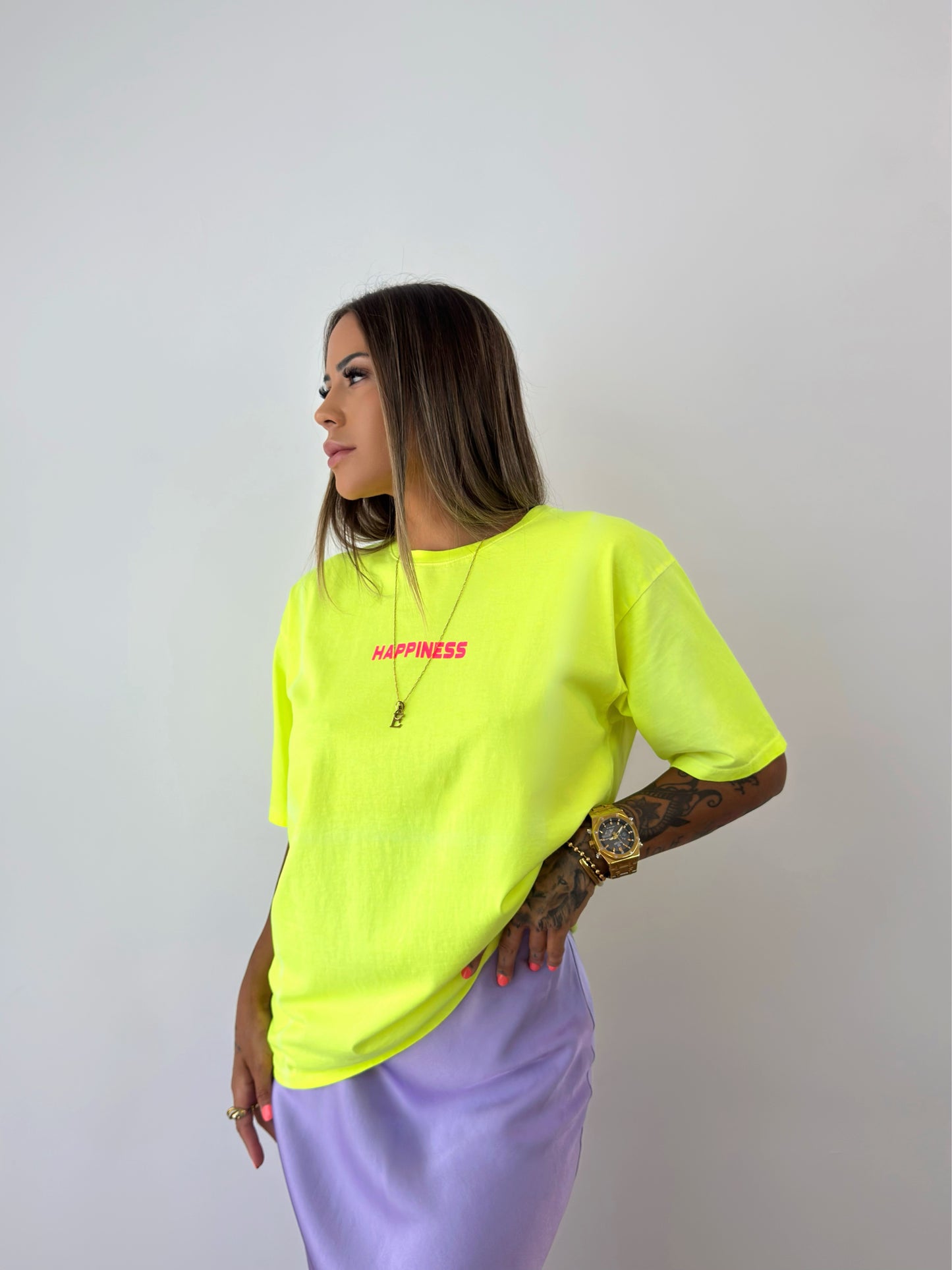 CAMISETA EFECTO LAVADO HAPPINESS NEÓN