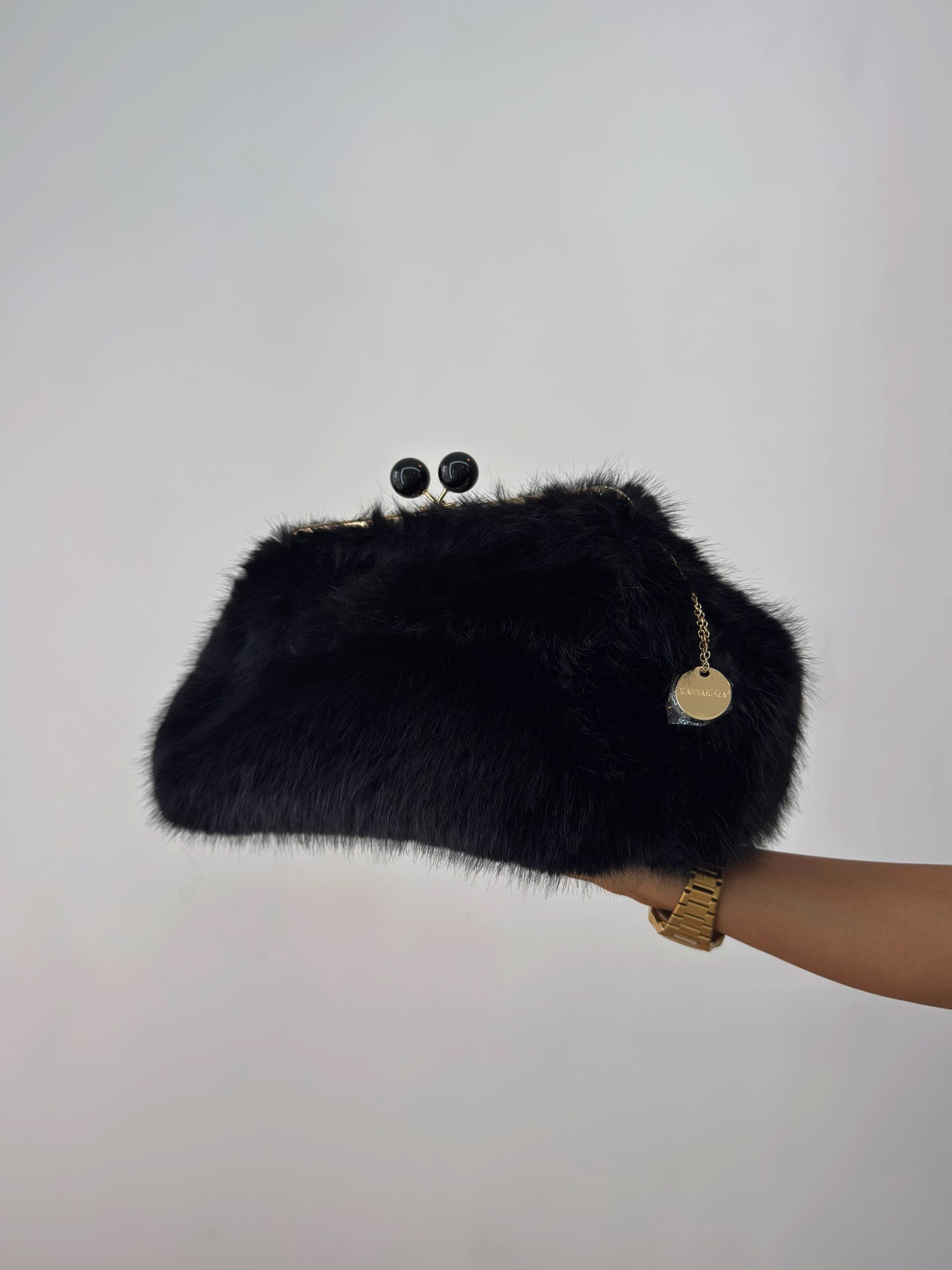 MAXI CLUTCH FLUFFY BLACK KASSANDRA