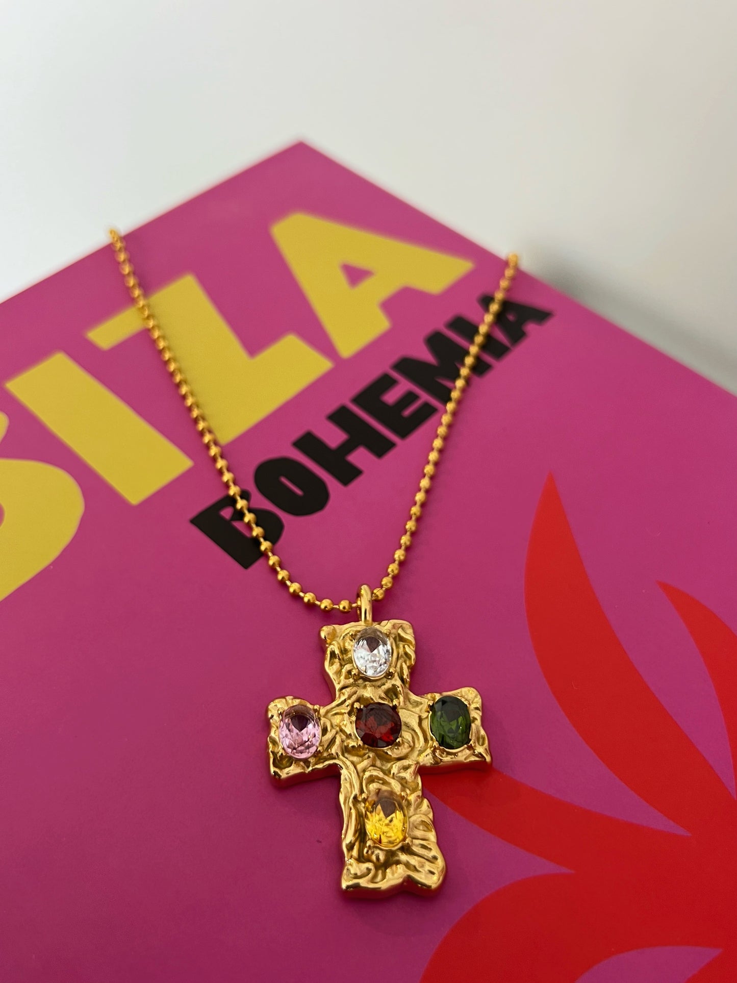 COLLAR DIAMOND CROSS