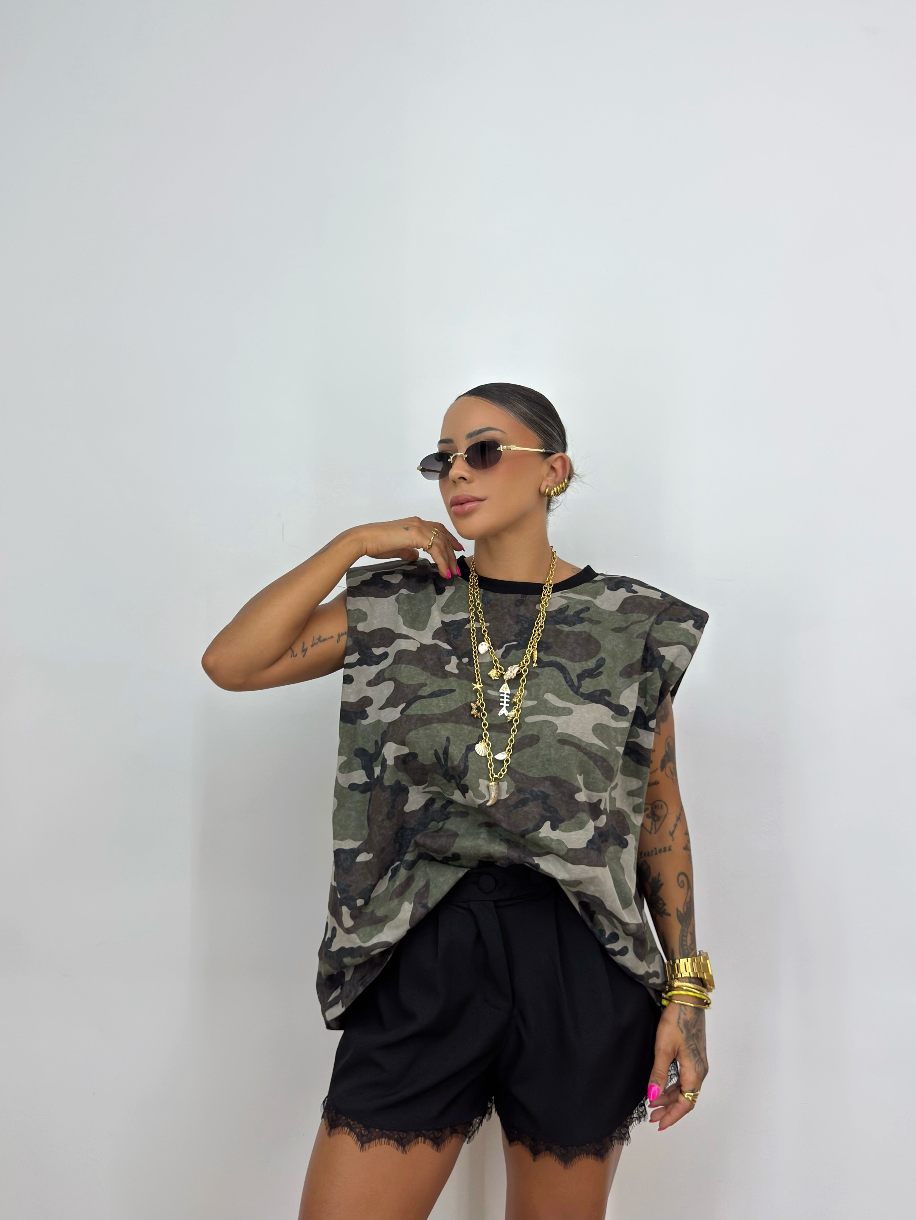 SHORT BLACK BLONDA