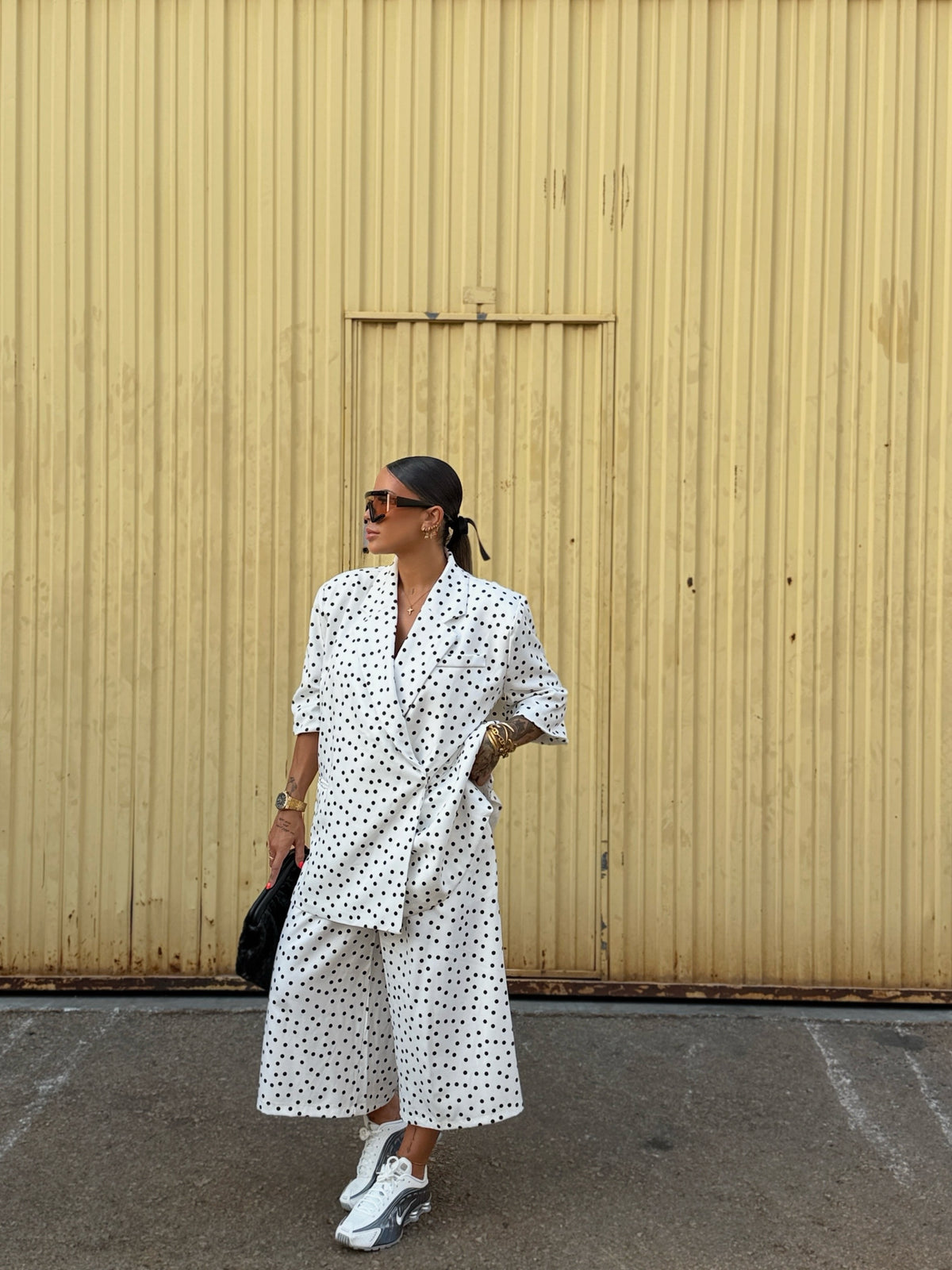 BLAZER OVER PREMIUM POLKA DOTS
