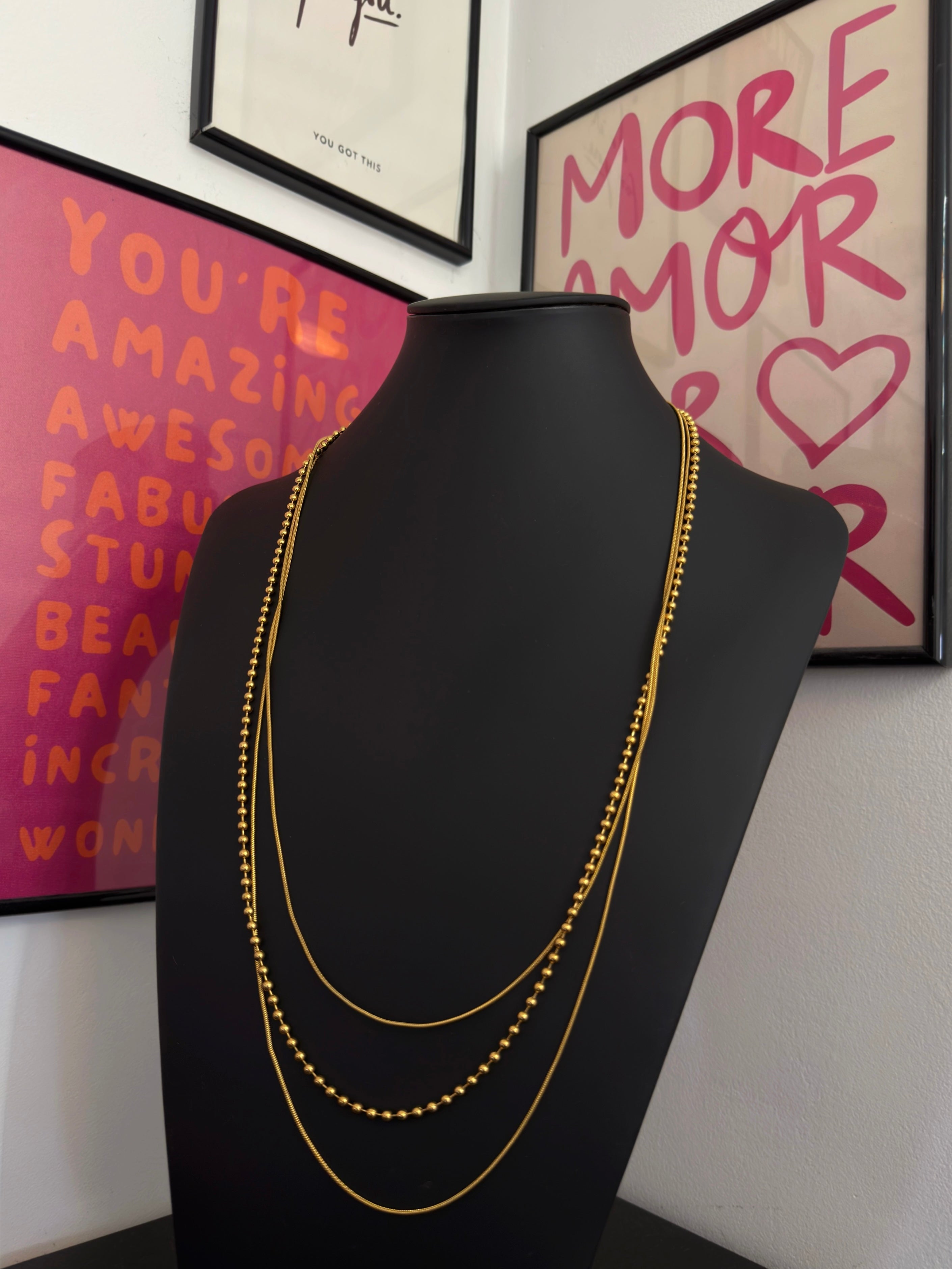 COLLAR