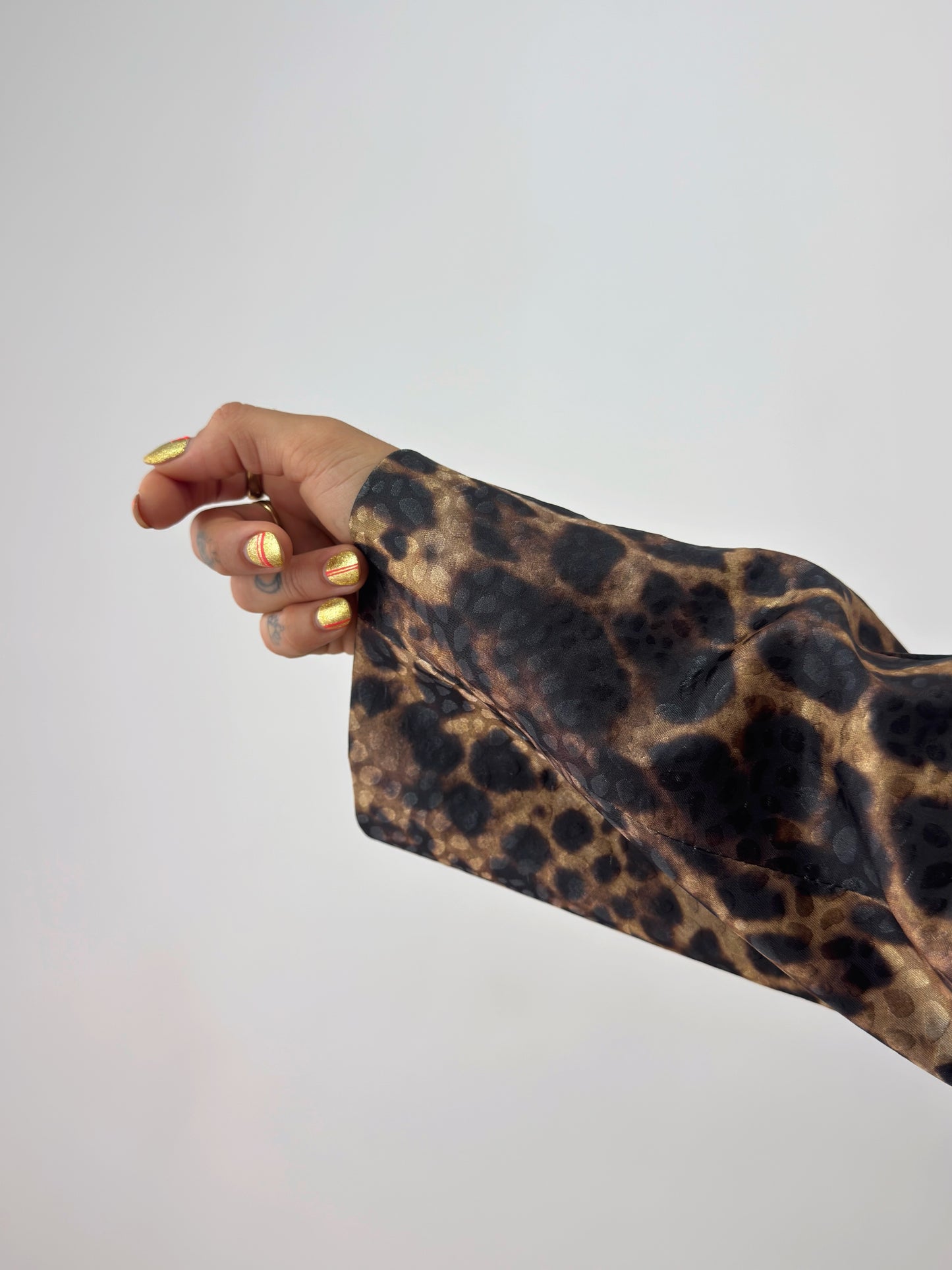 TRAJE PREMIUM LEO TYPE