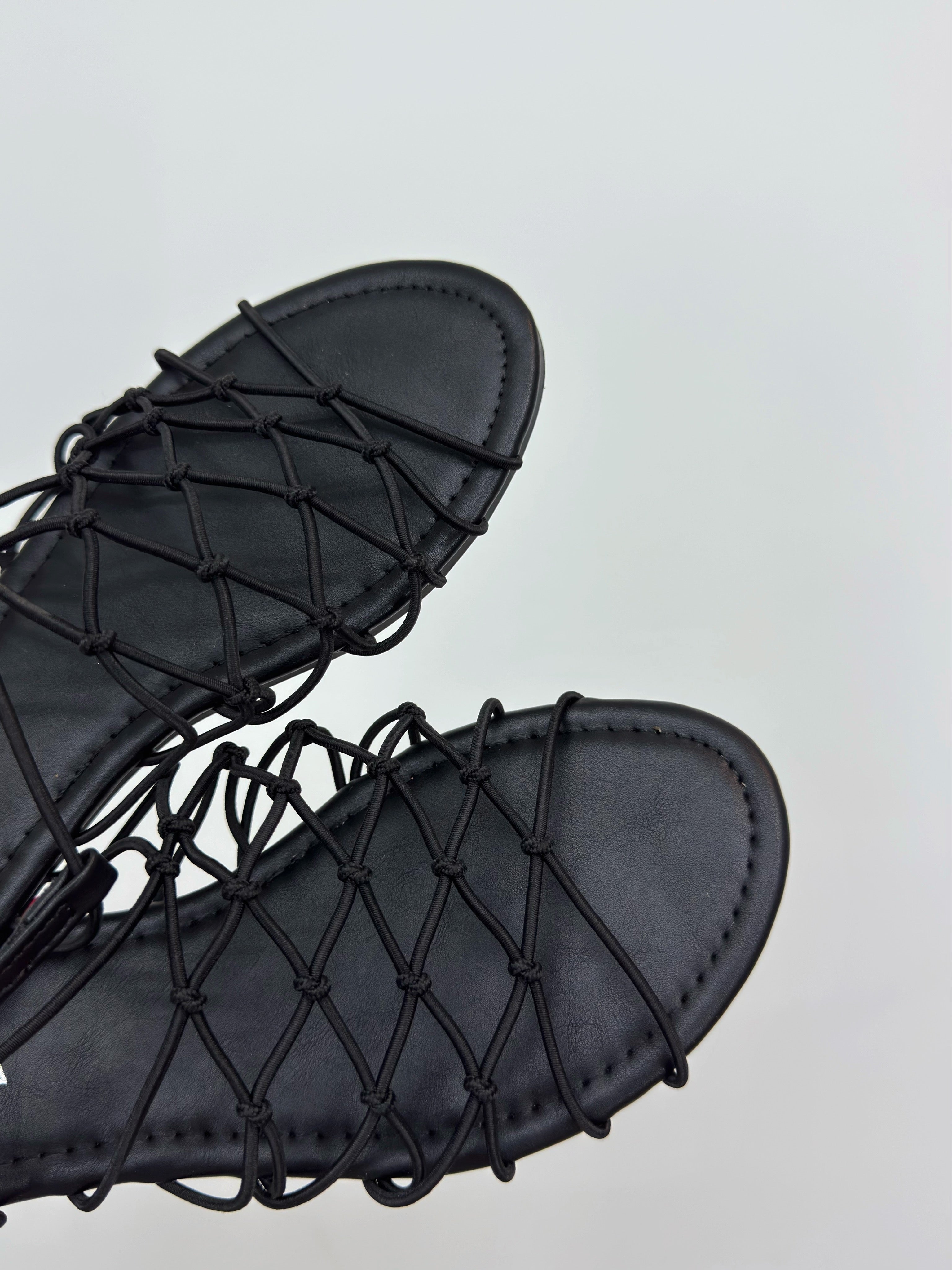 SANDALIAS PLANAS NUDDS