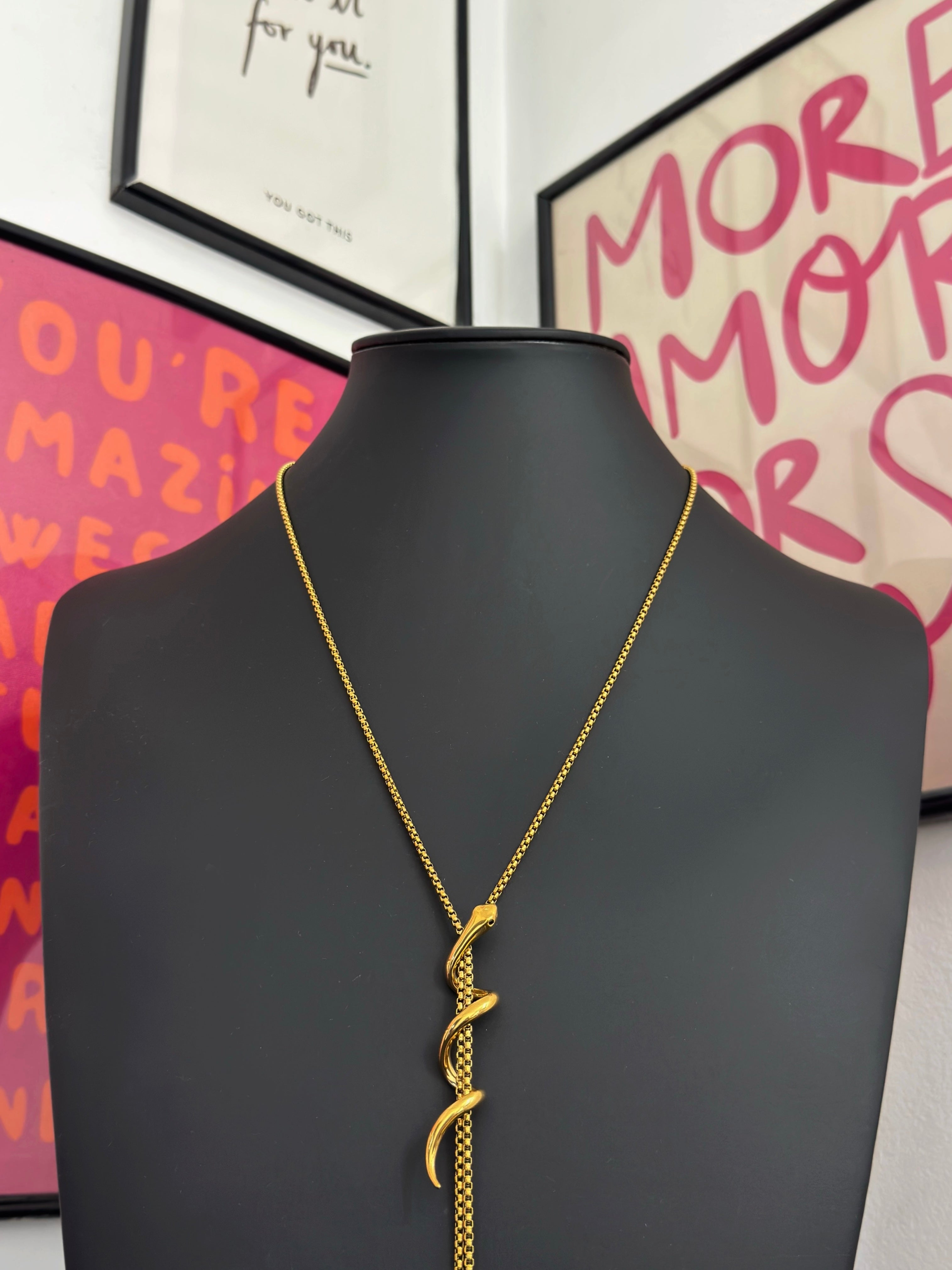 COLLAR LONG SNAKE