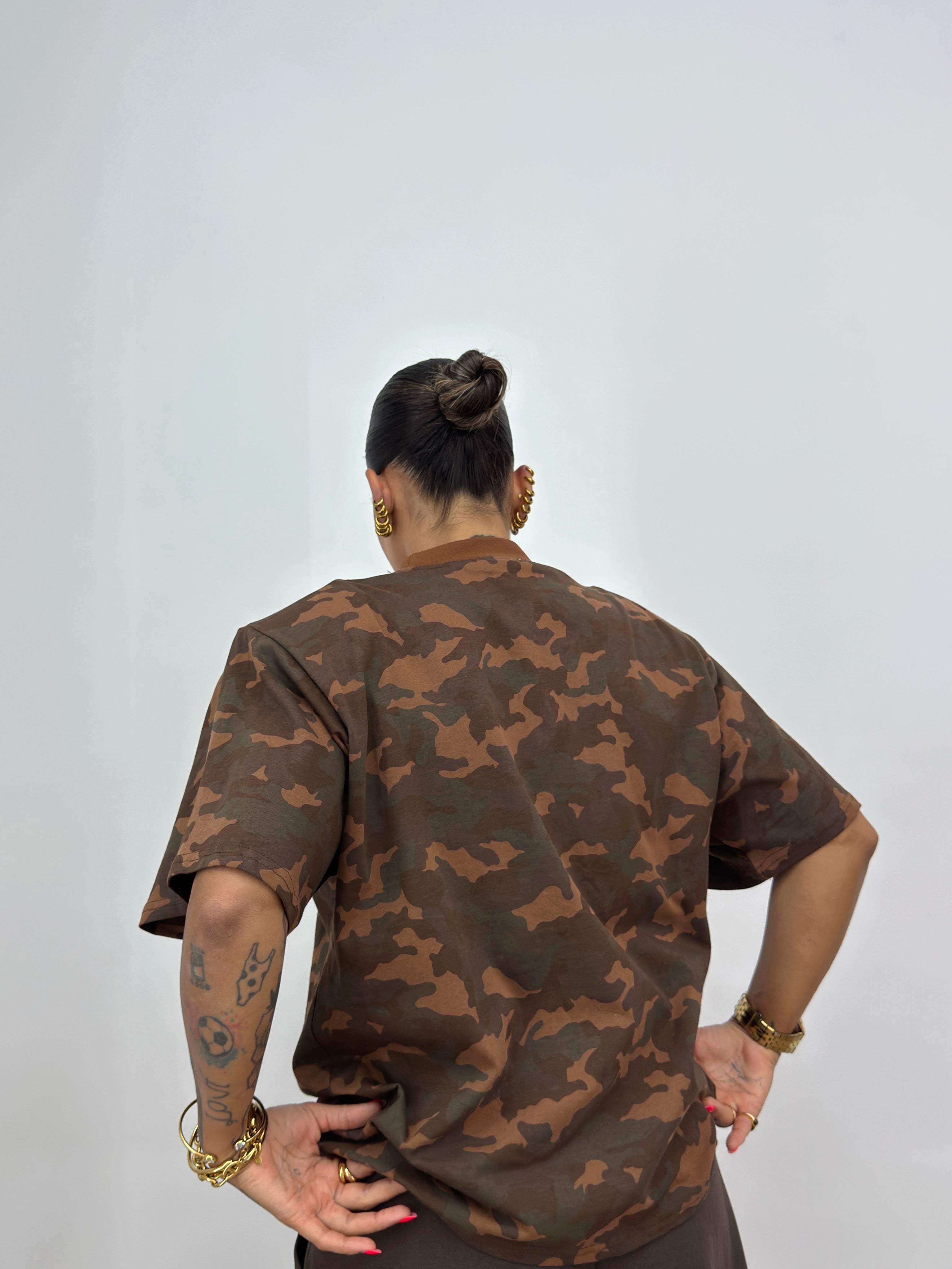 CAMISETA OVER PREMIUM CAMO