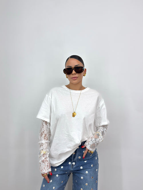 CAMISETA OVER WHITE BLONDA