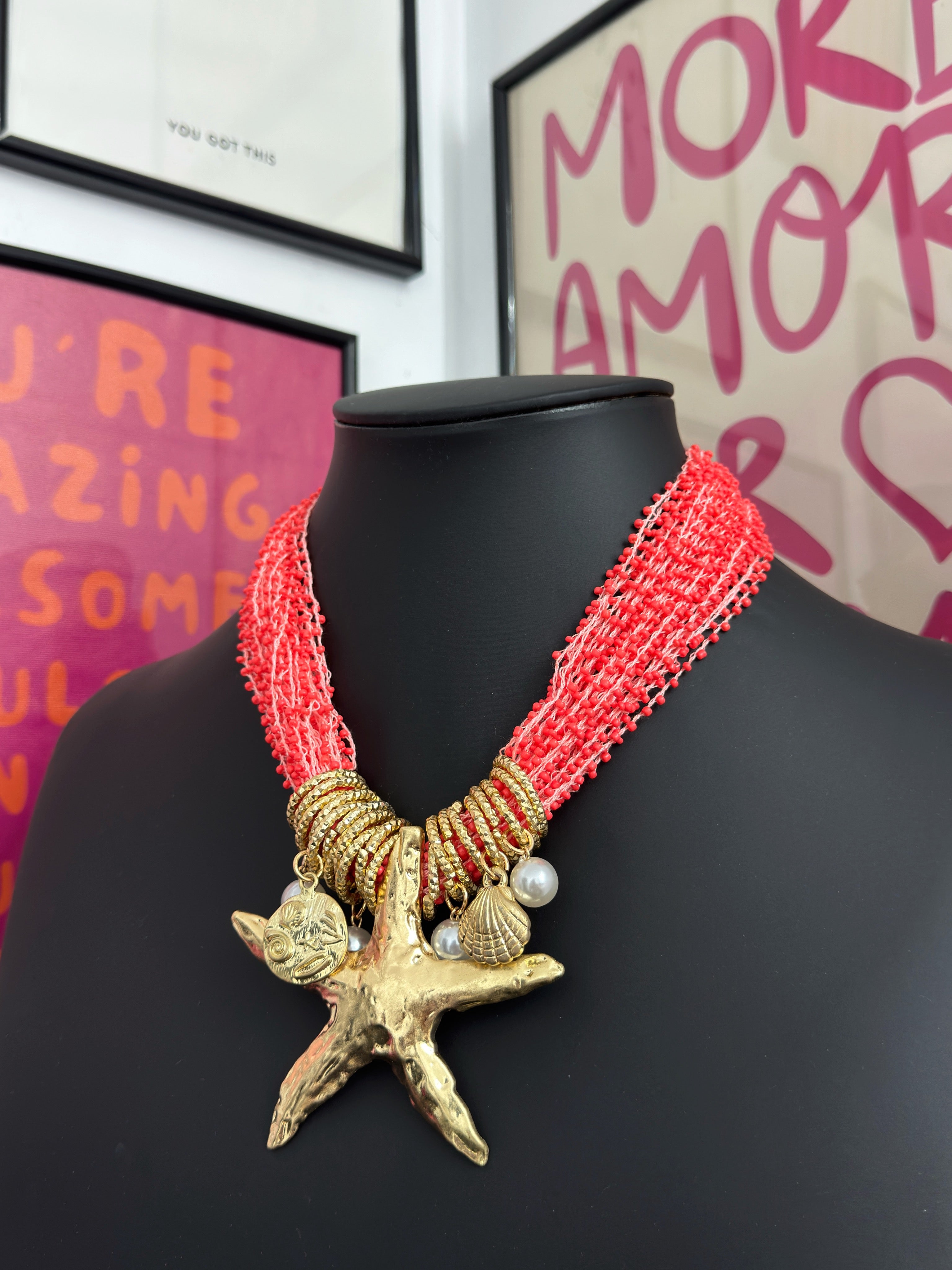 COLLAR STARFISH CORAL