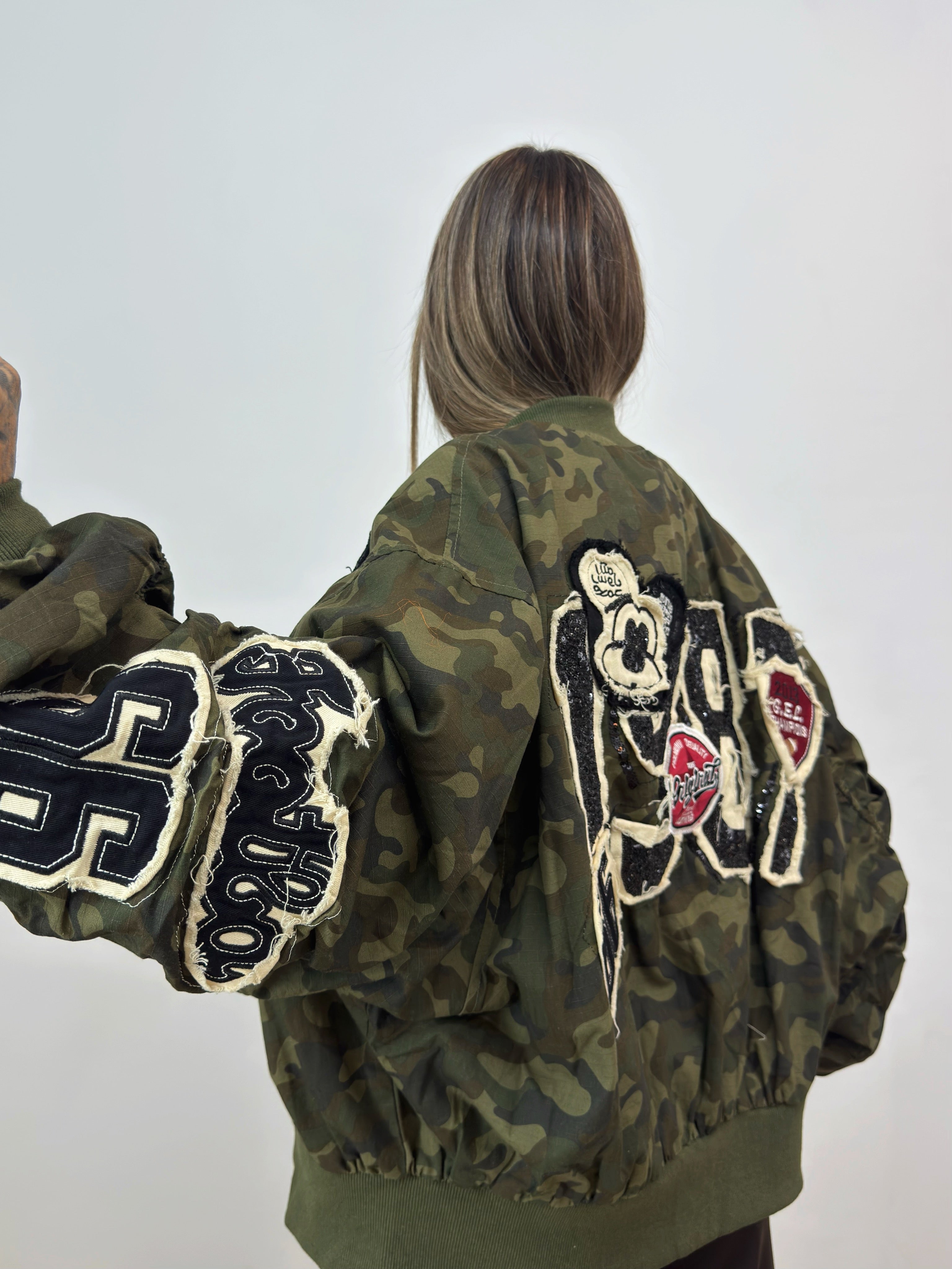 BOMBER OVER PREMIUM CAMU