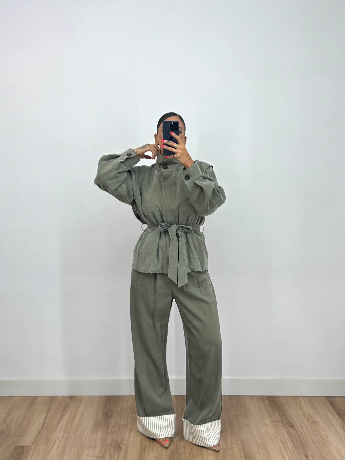 PANTALÓN LYOCELL LUMINA OLIVE