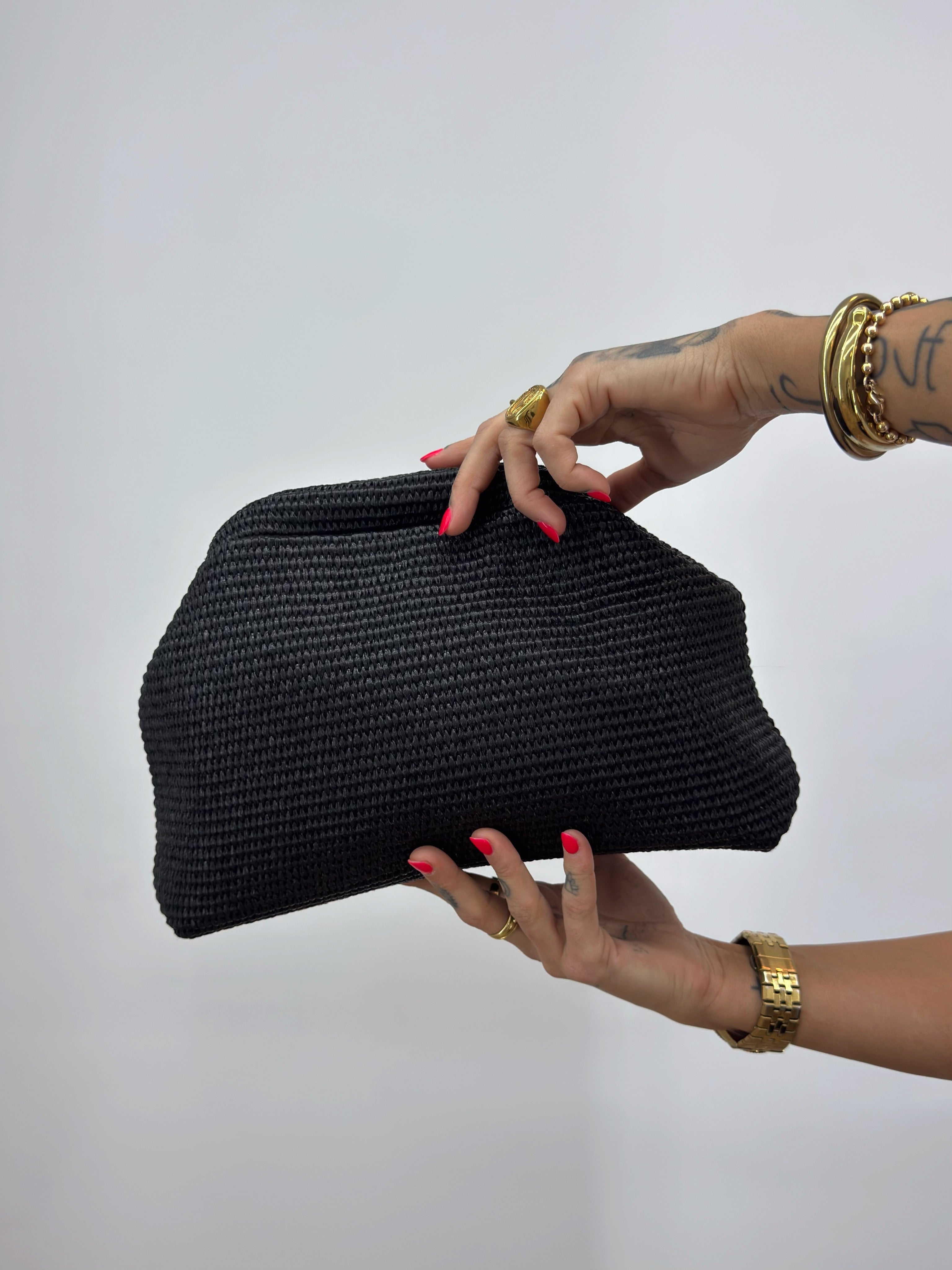 CLUTCH PREMIUM SAONA