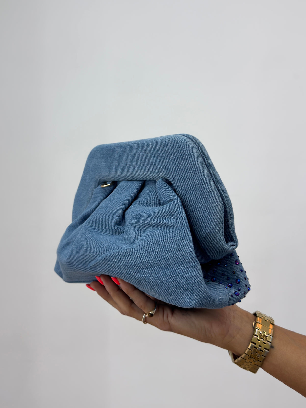 CLUTCH BRIGHT DENIM