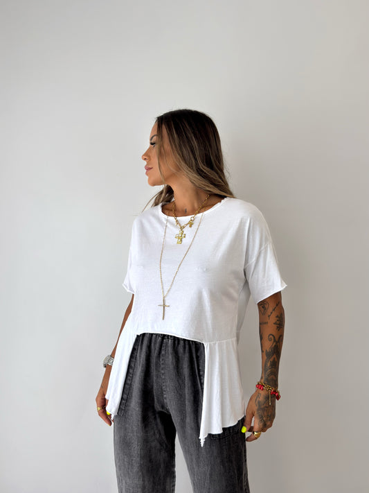 CAMISETA ASIMÉTRICA CROP