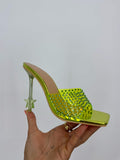 MULES TACÓN FLÚOR STRASS