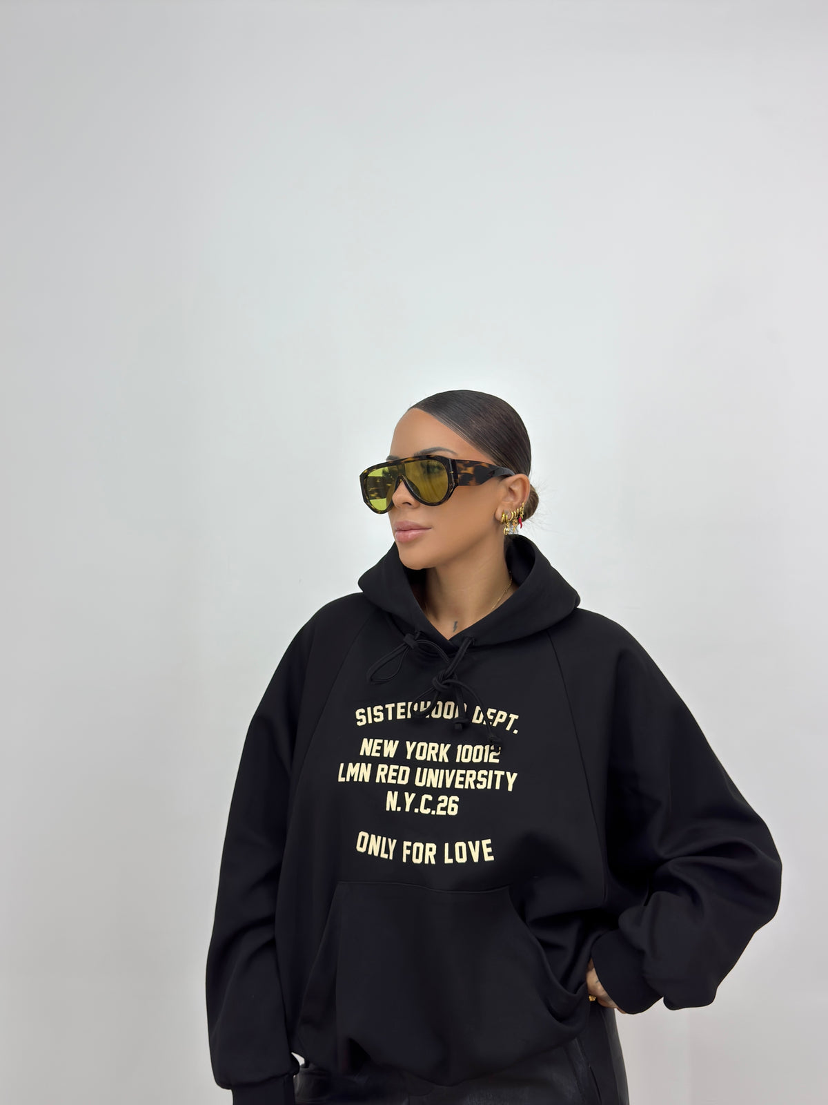 SUDADERA OVER BLACK LUMINA