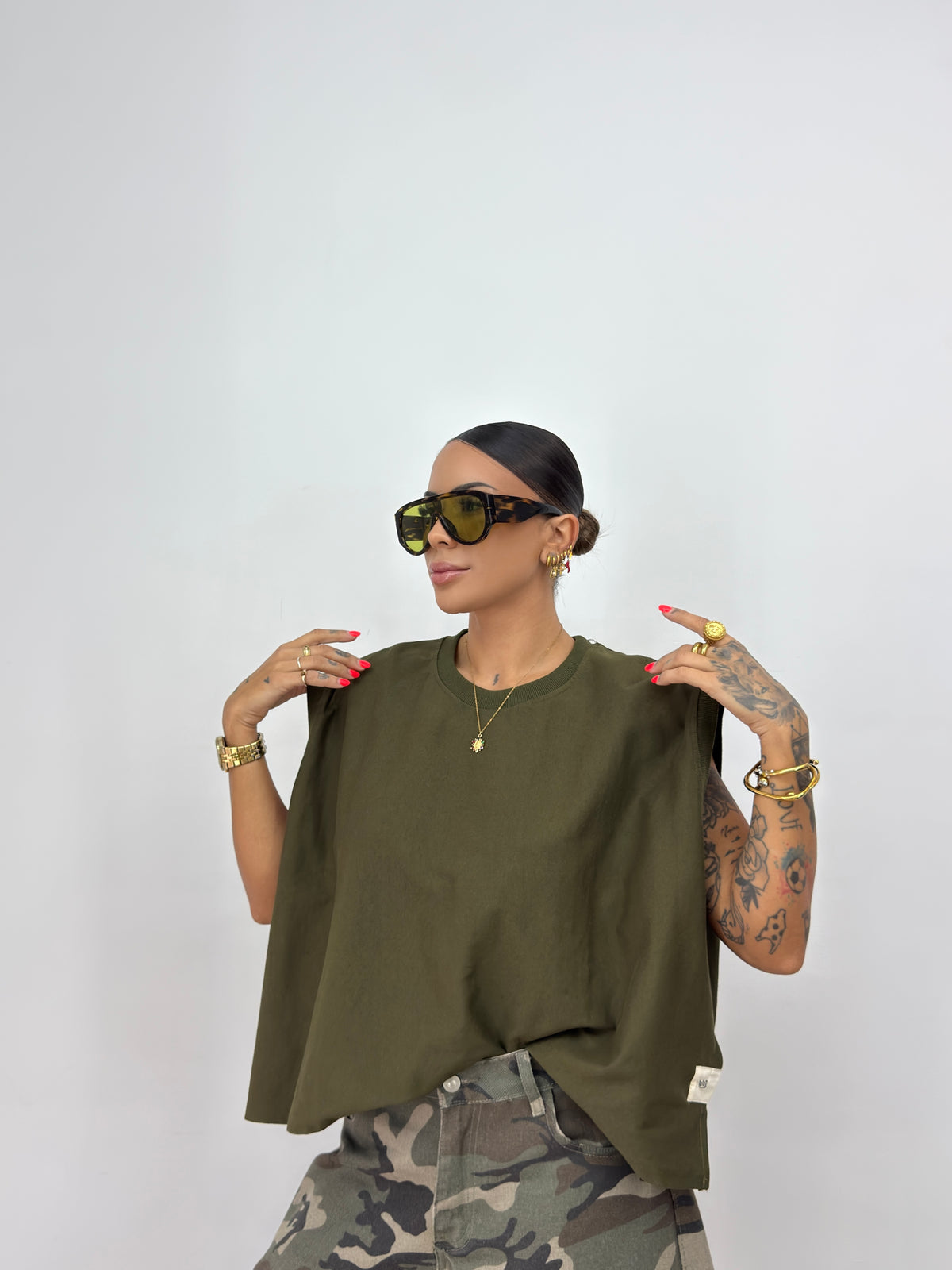 CAMISETA OVER GREEN ARMY