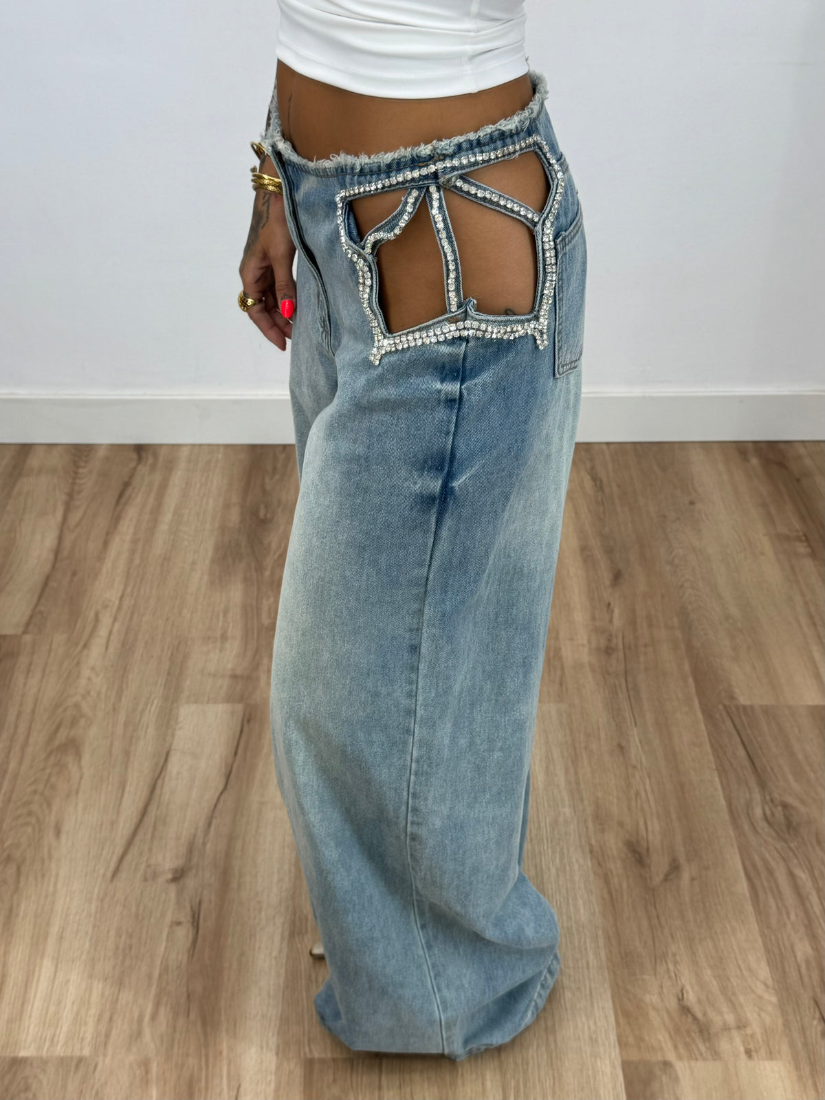 JEANS PREMIUM CUT OUT