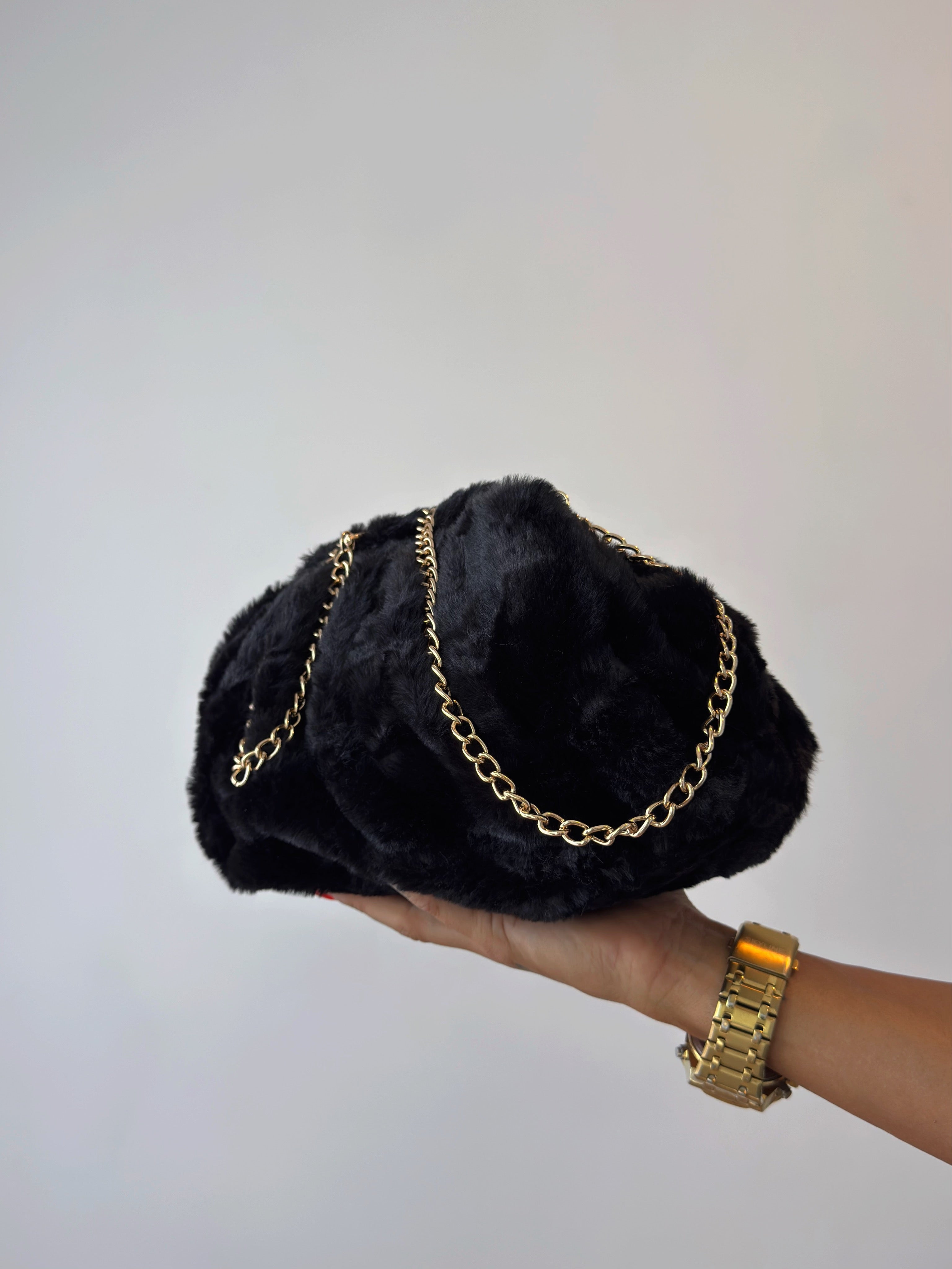 CLUTCH PREMIUM FAUX FUX BLACK
