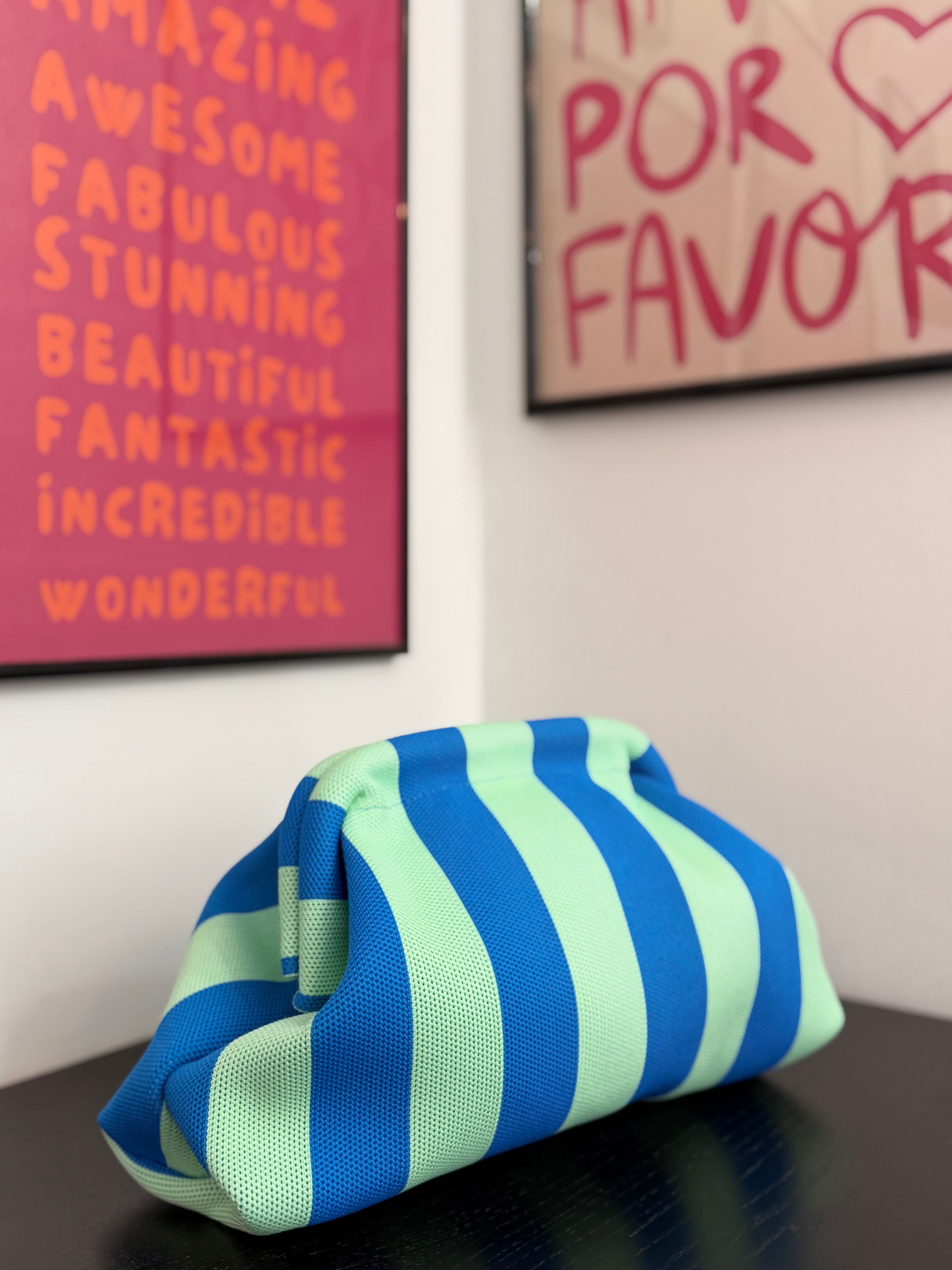 CLUTCH AQUA|BLUE
