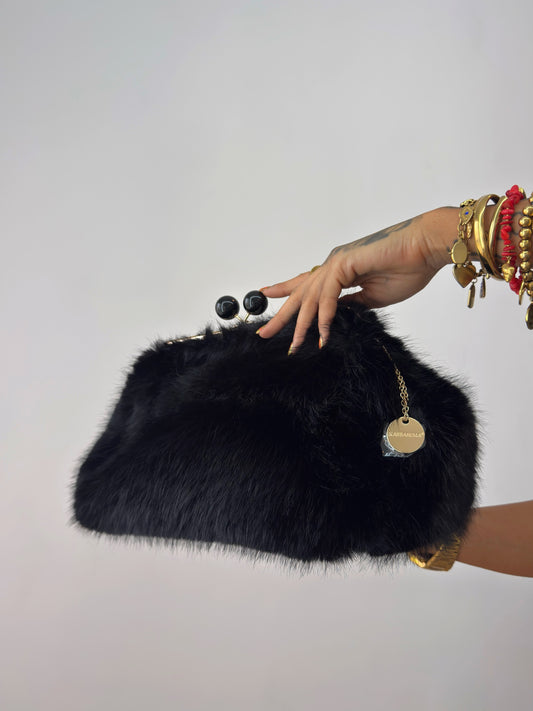 MAXI CLUTCH FLUFFY BLACK KASSANDRA
