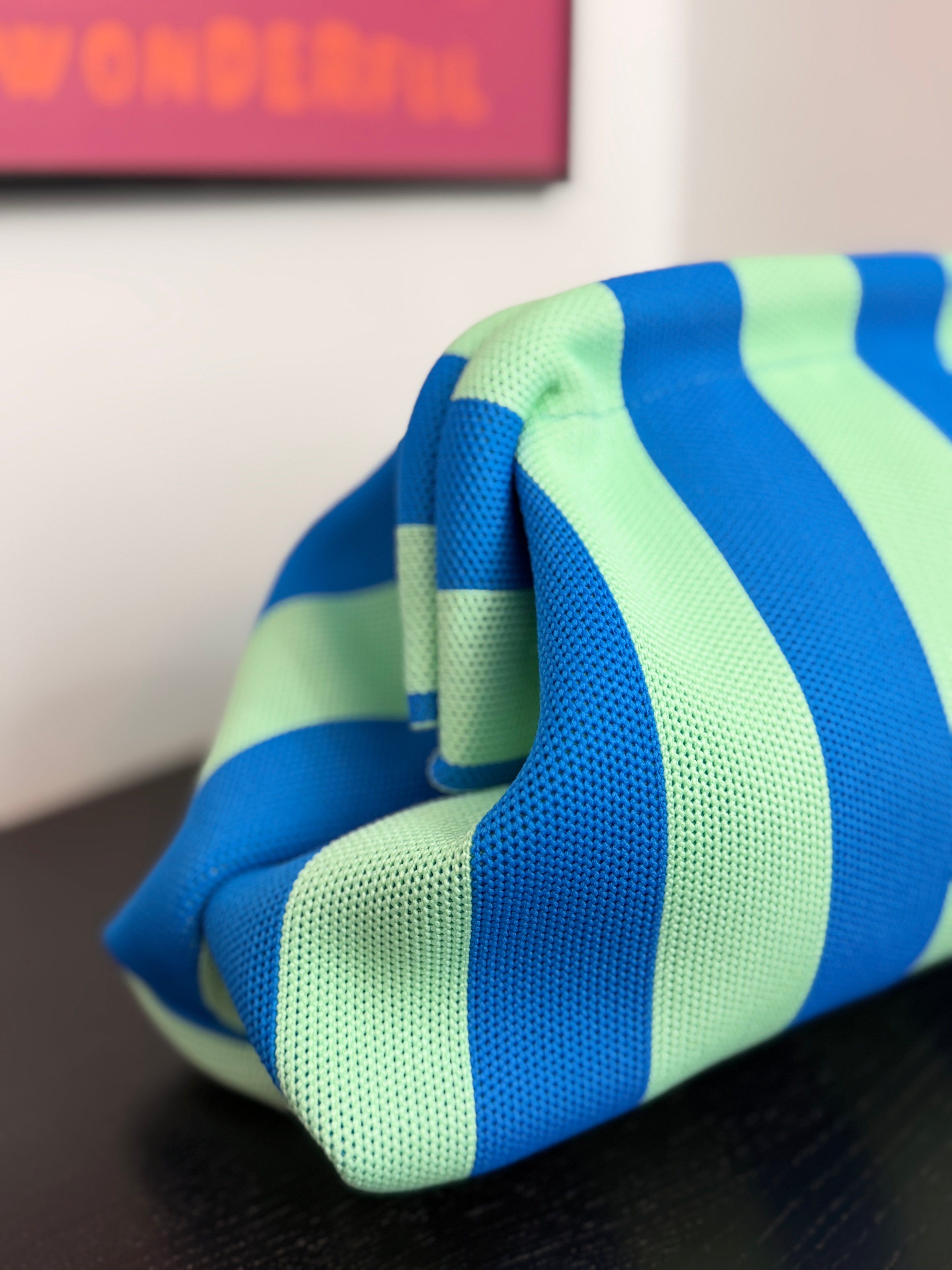 CLUTCH AQUA|BLUE