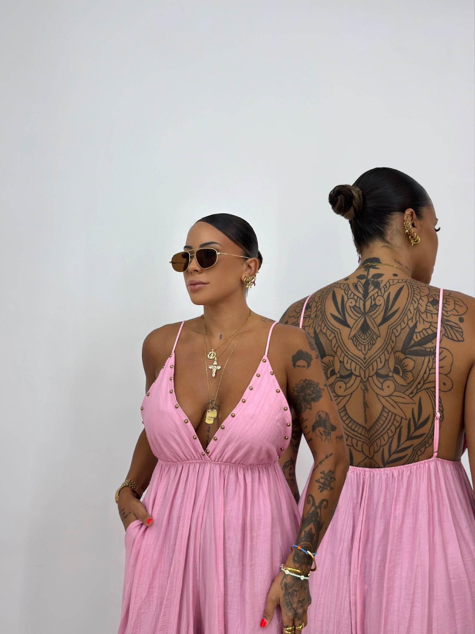 MONO PINK TACHS