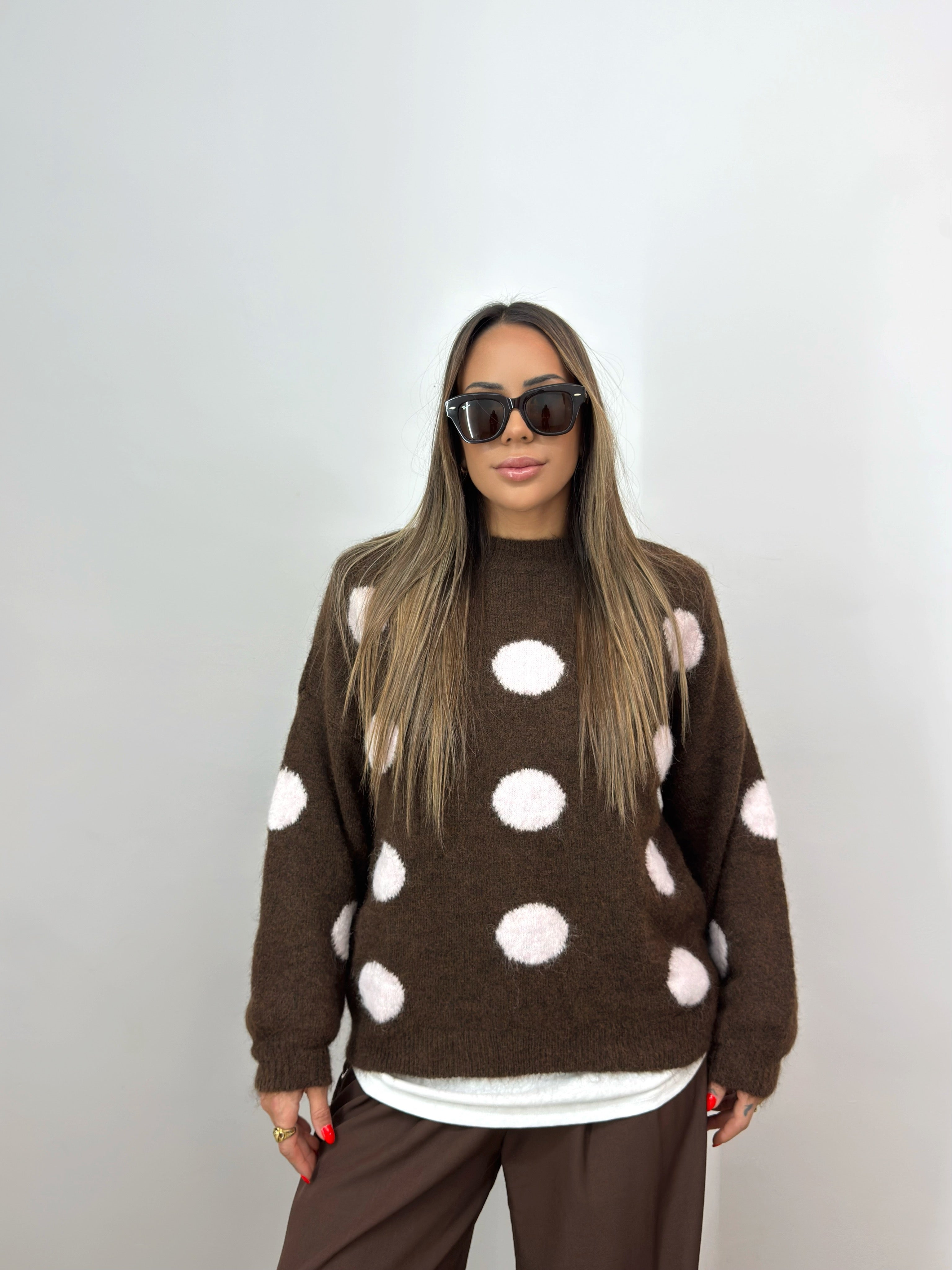 JERSEY OVER POLKA DOTS