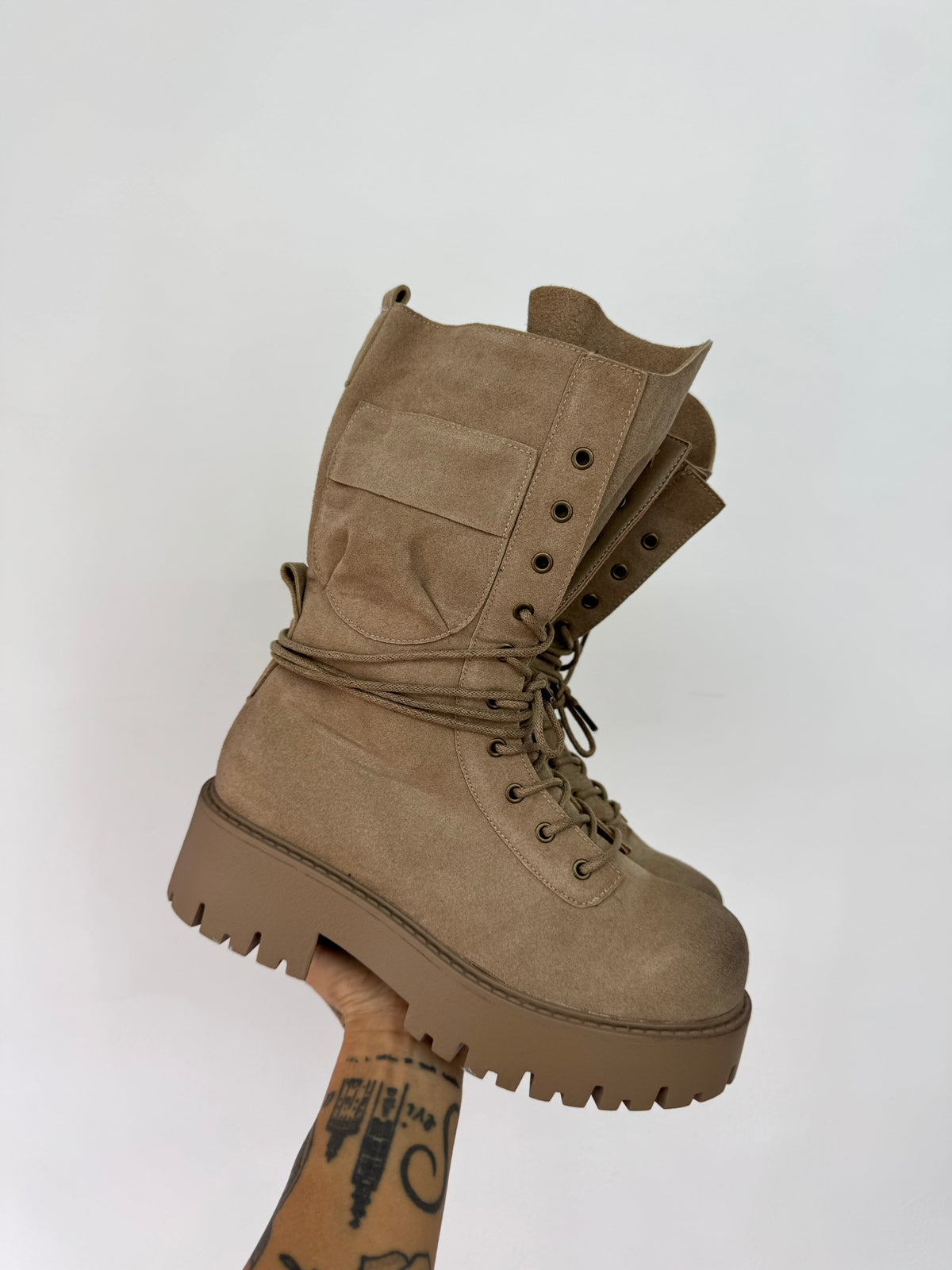 BOTAS ANTE NUDD TRUCK