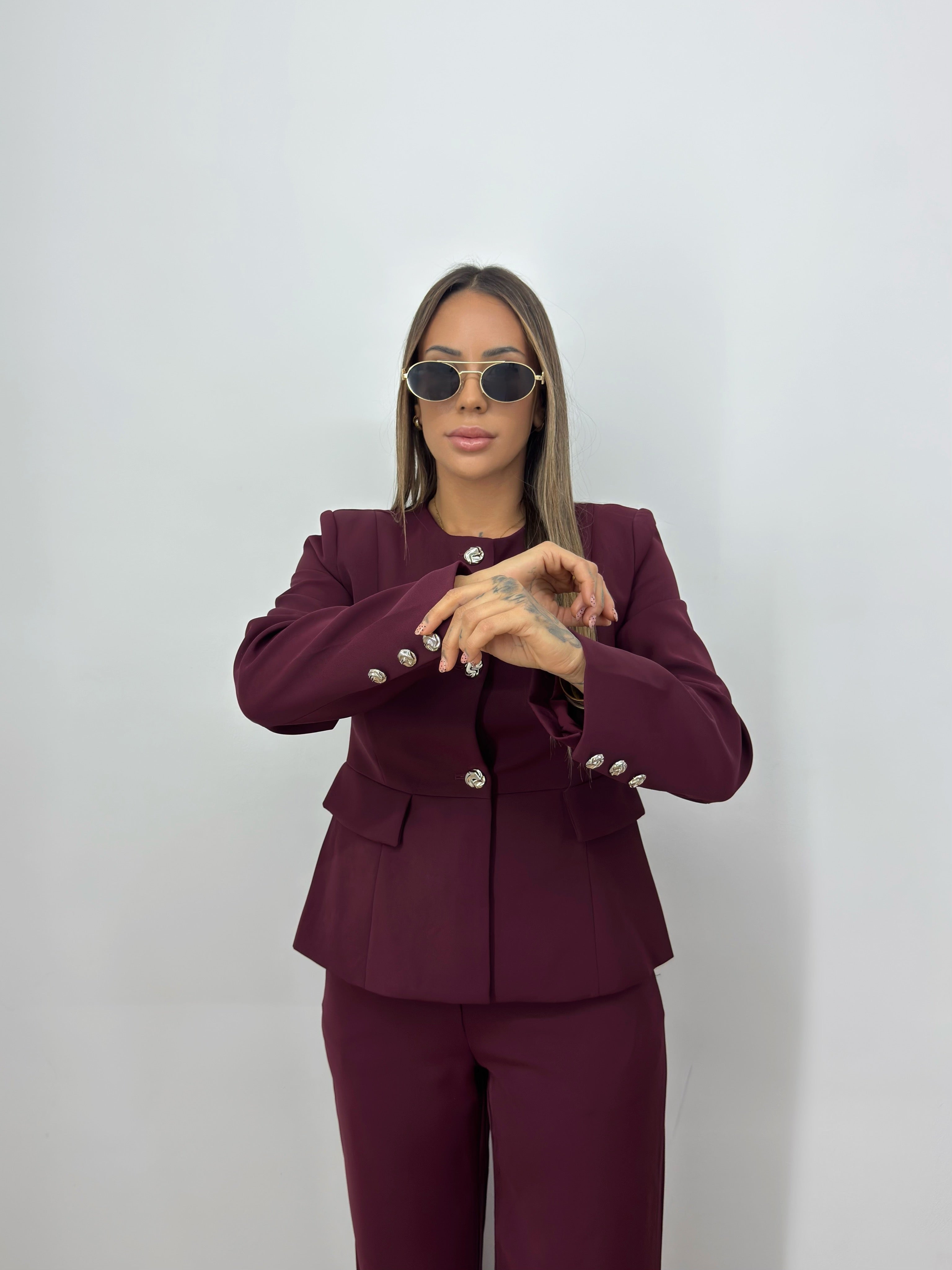 TRAJE PREMIUM CELINE WINE