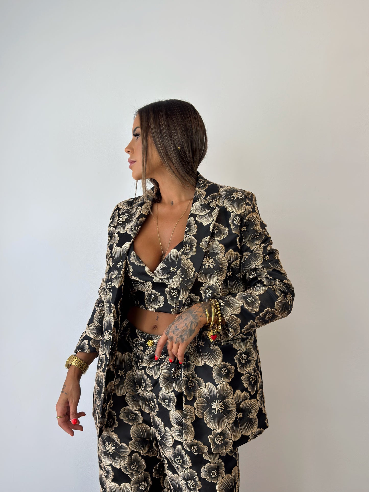 TRAJE 3 PIEZAS PREMIUM GOLD