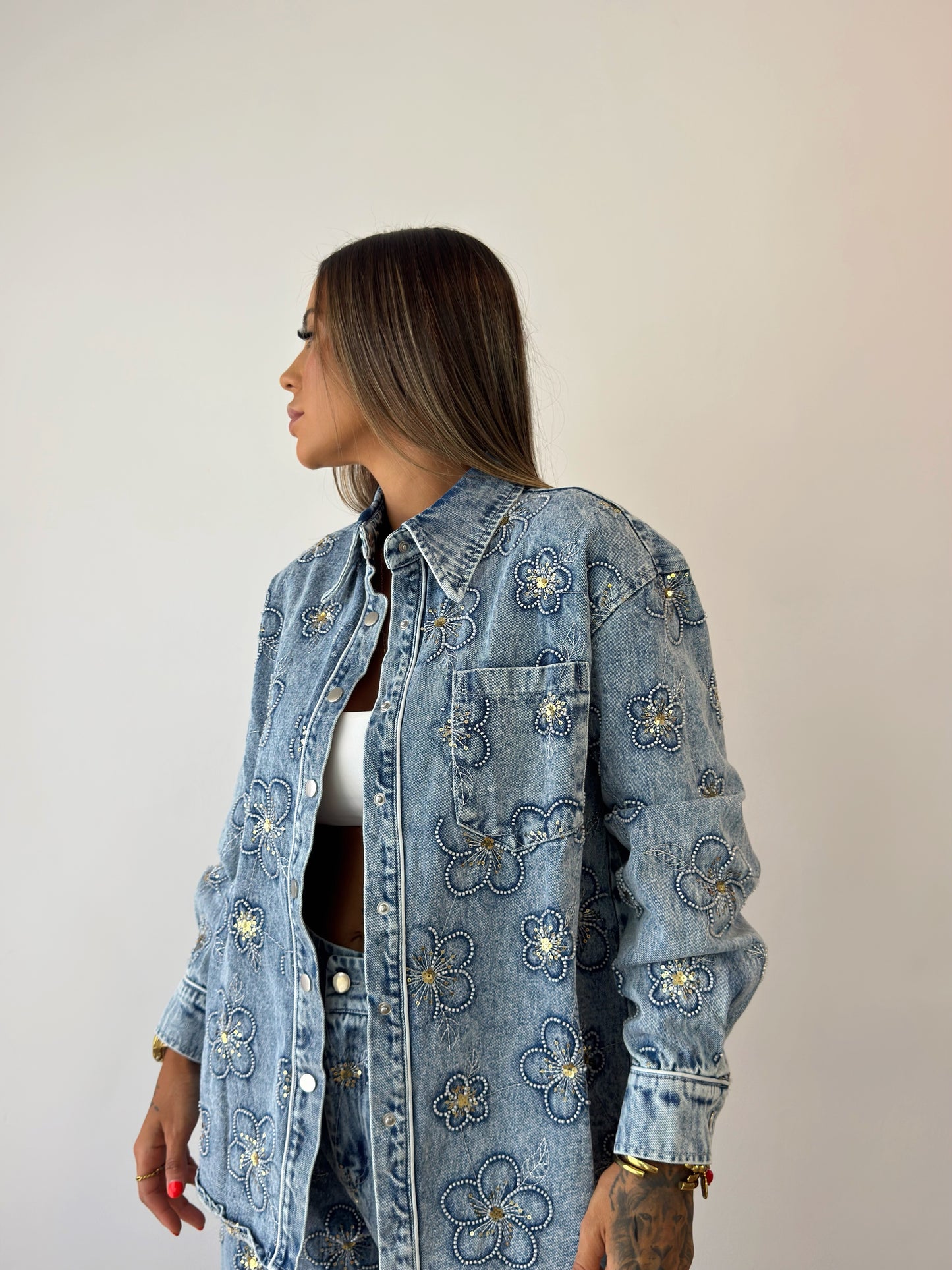 SOBRE | CAMISA OVER PREMIUM FLOWERS