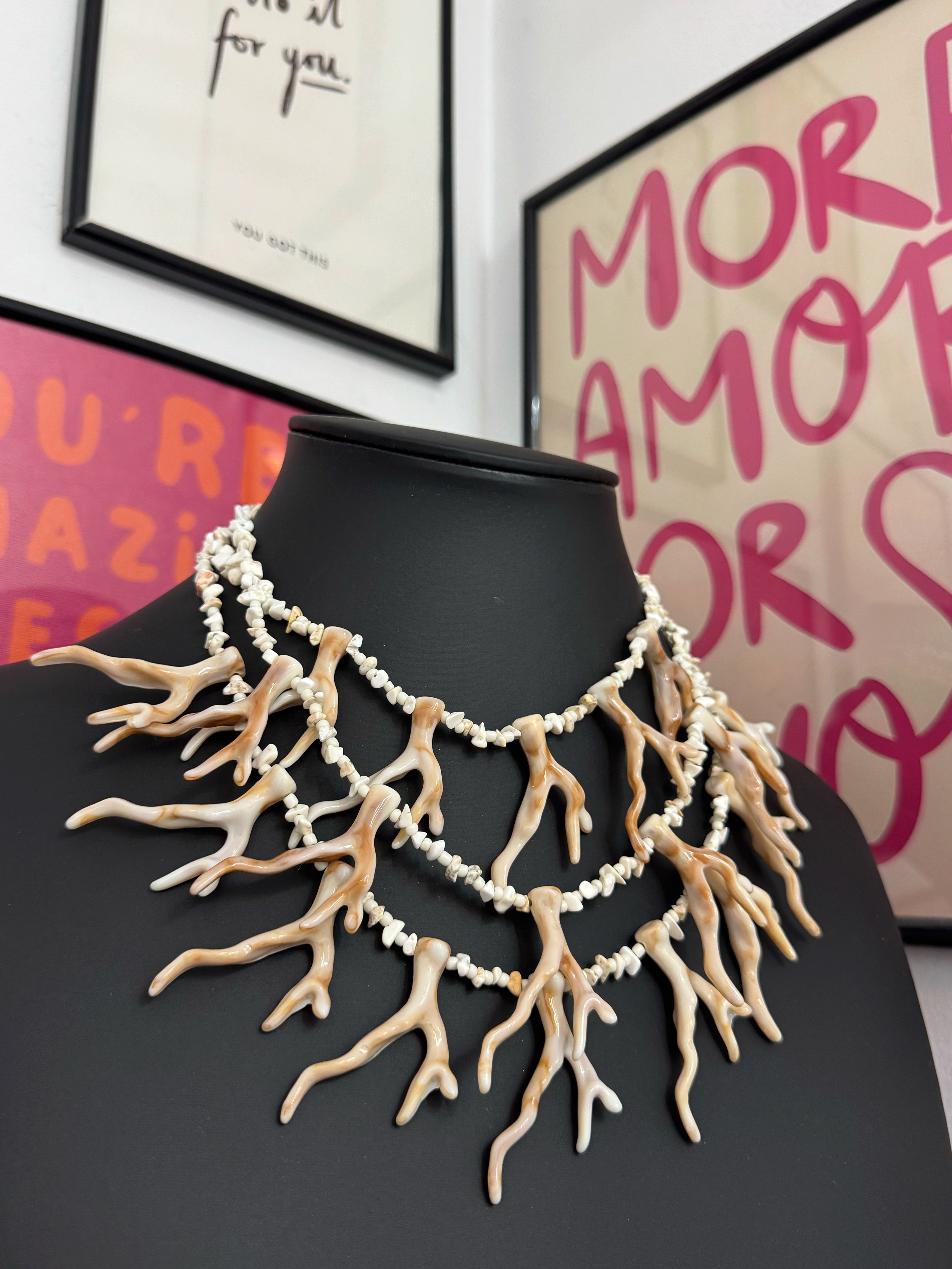 COLLAR TRIPLE CORAL NUDD