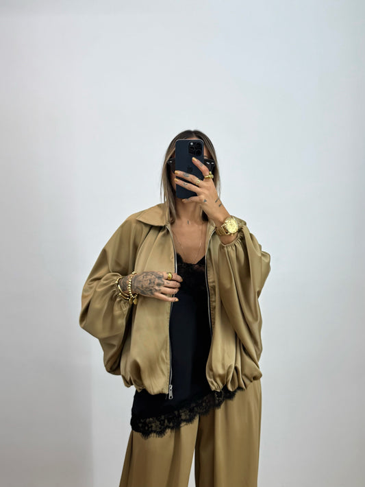CONJUNTO SATINADO BOMB GOLD