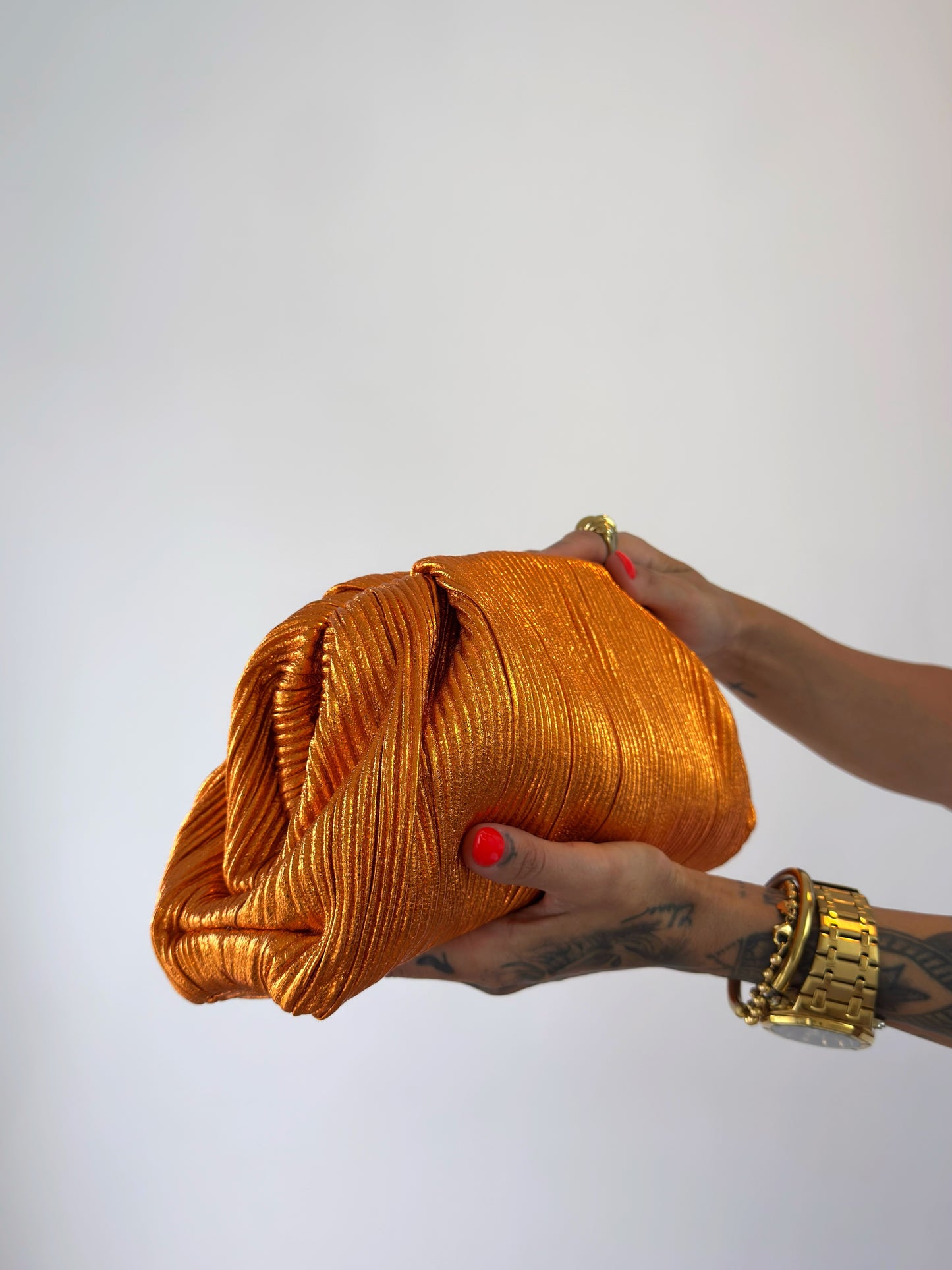 BOLSO DE MANO METAL