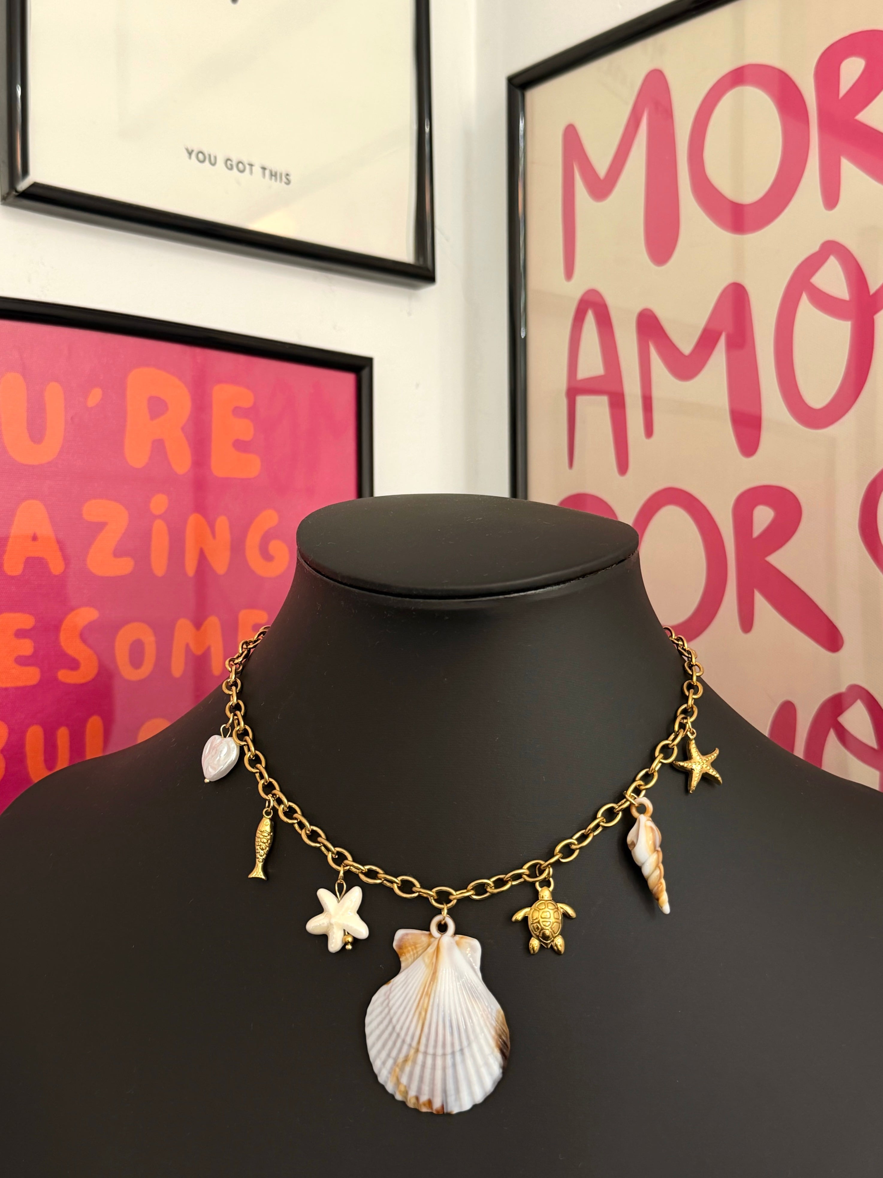 COLLAR SHELL
