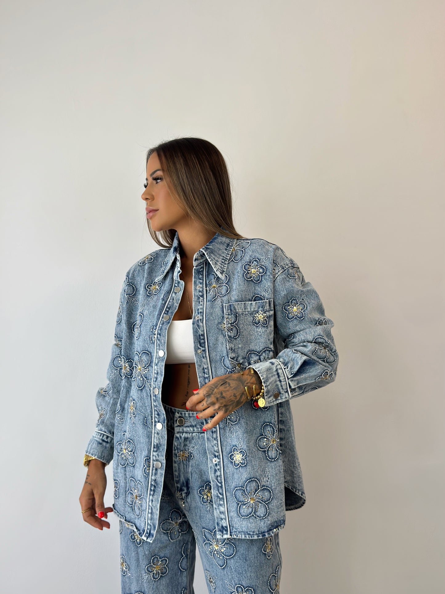 SOBRE | CAMISA OVER PREMIUM FLOWERS
