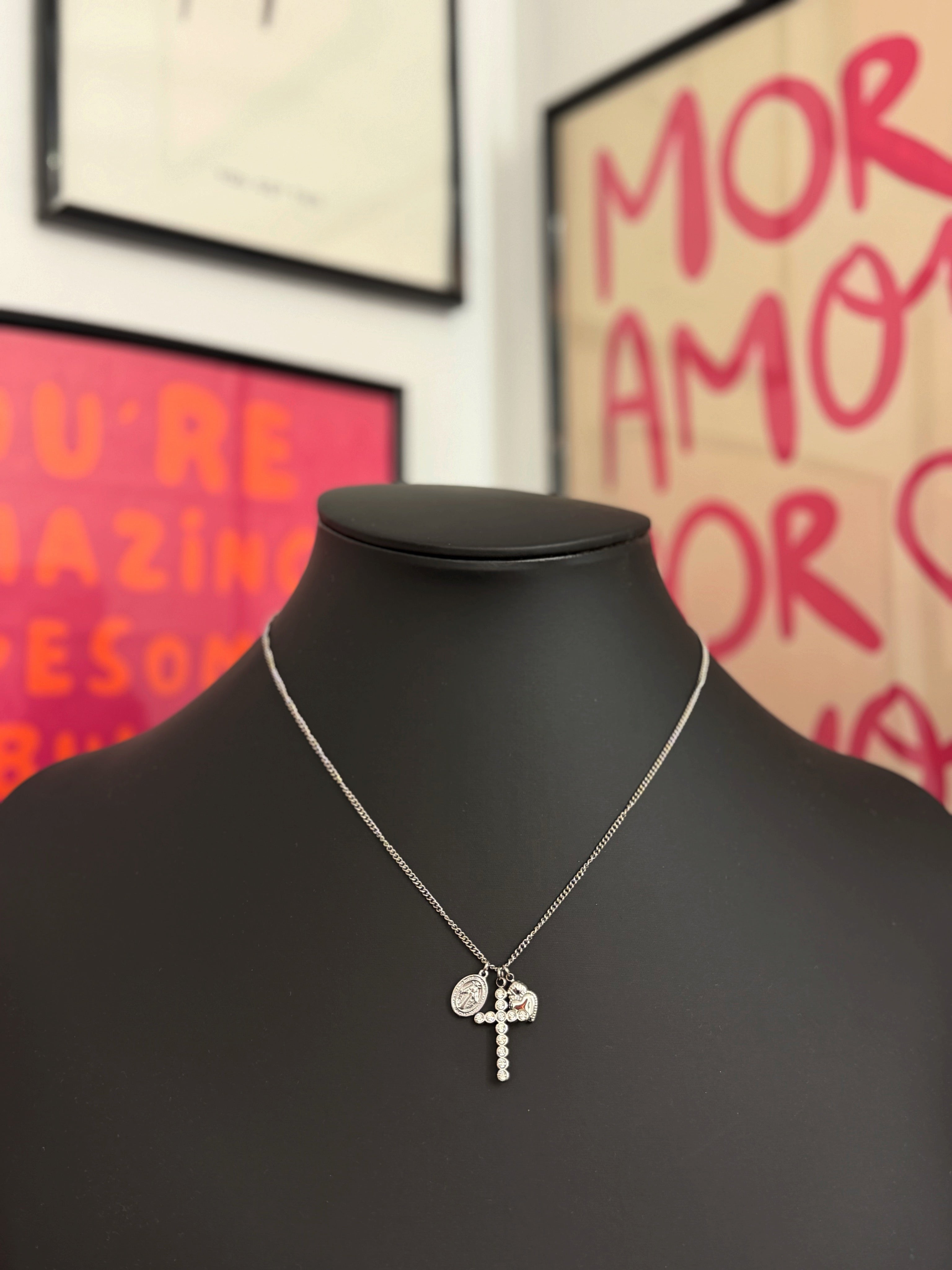 COLLAR VIRGIN CROSS SILVER