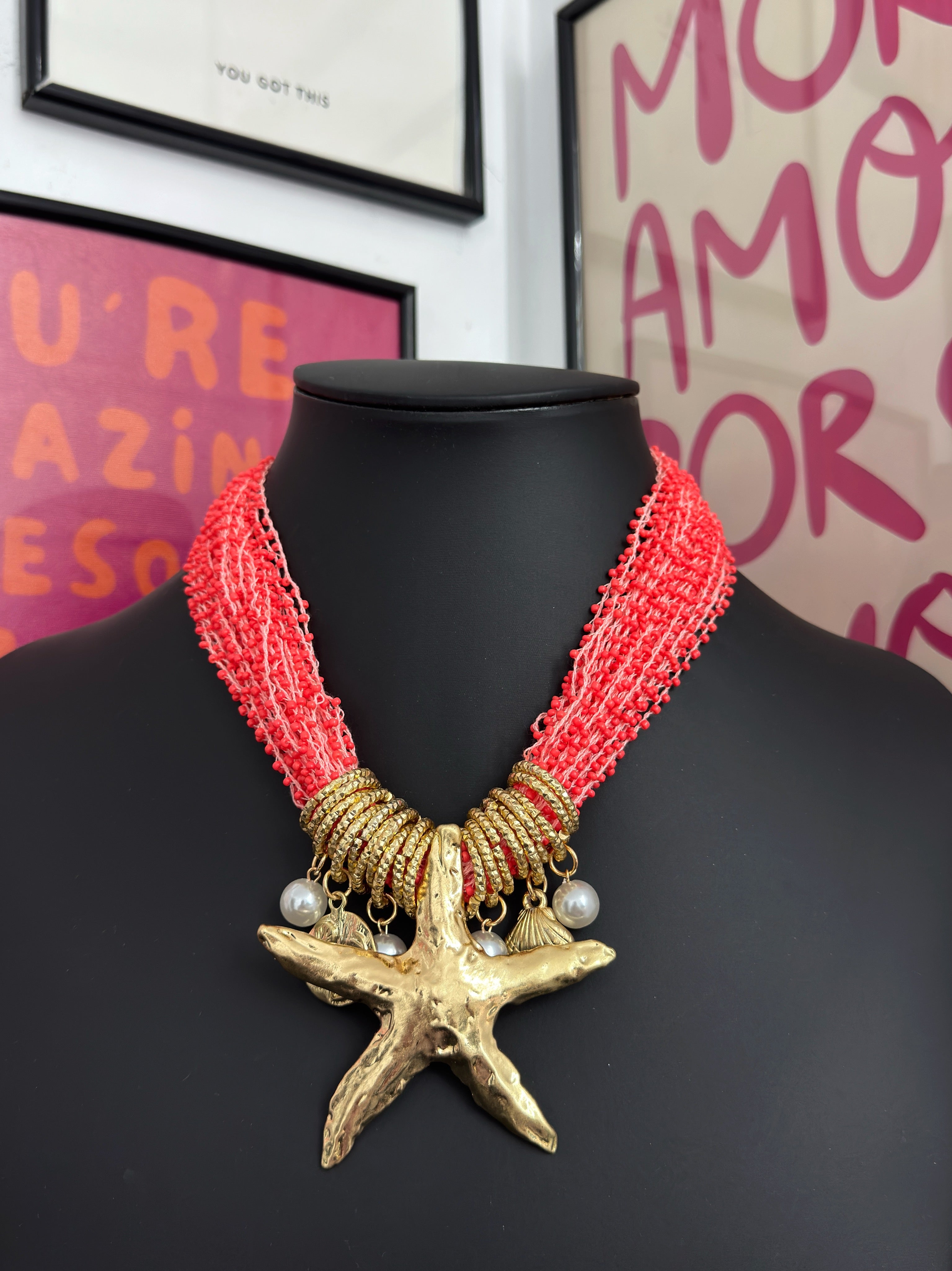 COLLAR STARFISH CORAL