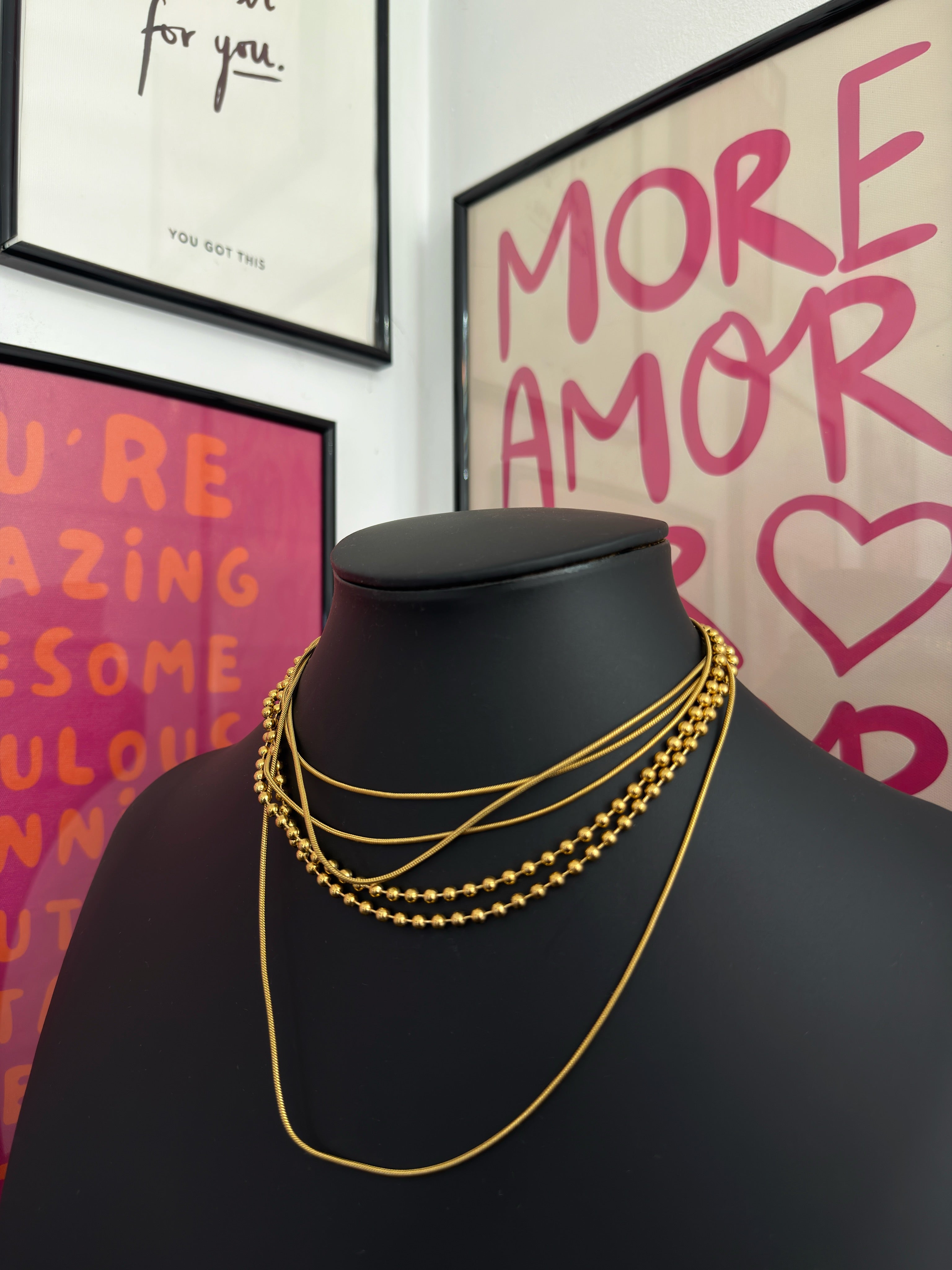 COLLAR