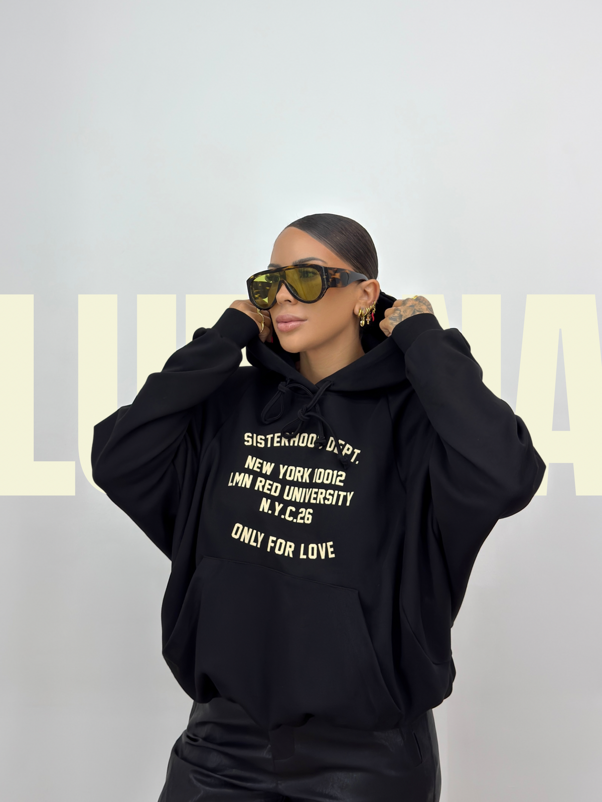 SUDADERA OVER BLACK LUMINA